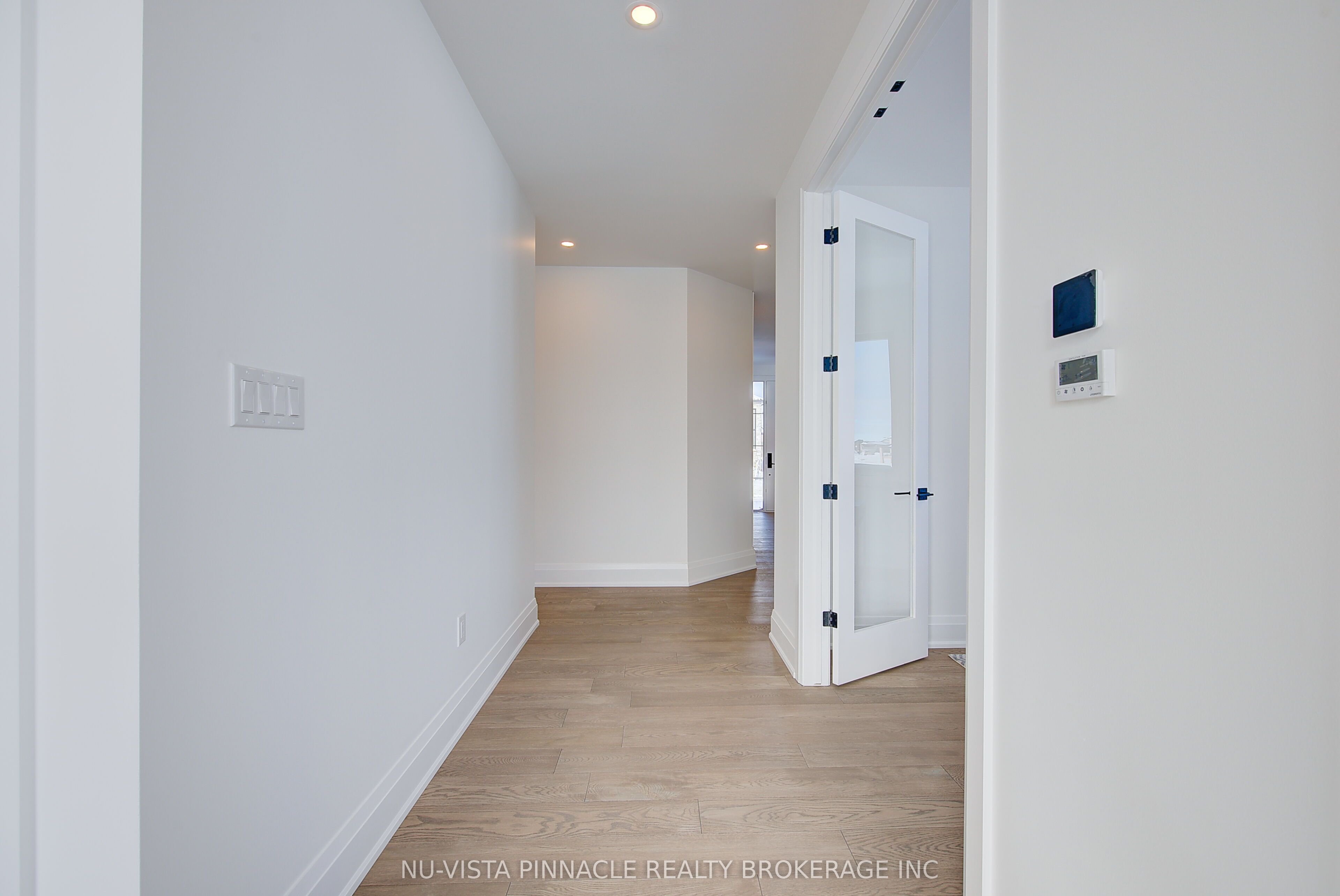 2693 HEARDCREEK Trail, London North, ON N6G 0Z8 photo 5