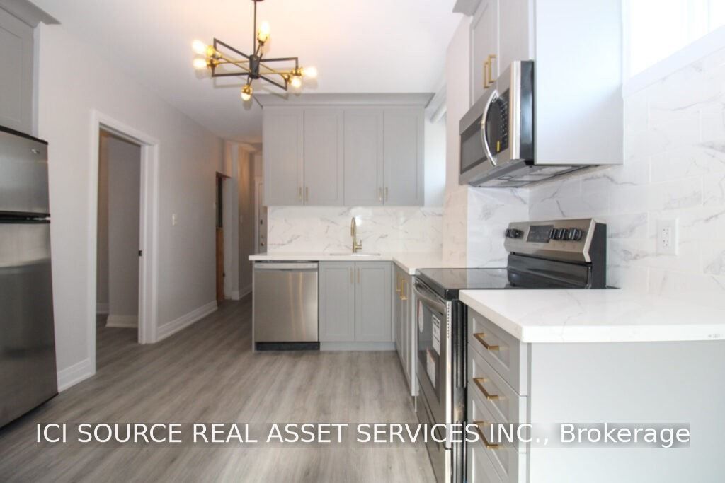 291 Stewart Street 3, Peterborough, ON K9J 3N2