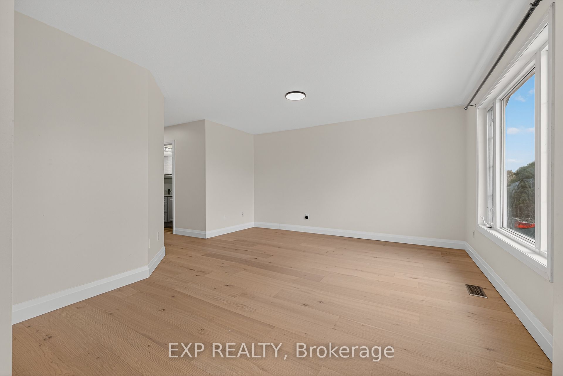101 Anastasia Crescent, Brantford, ON N3P 2A8 photo 2