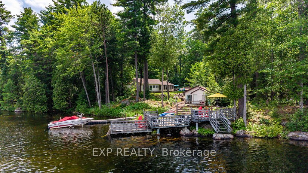 715 Long Point Way, Greater Madawaska, ON K7V 3Z9 photo 2
