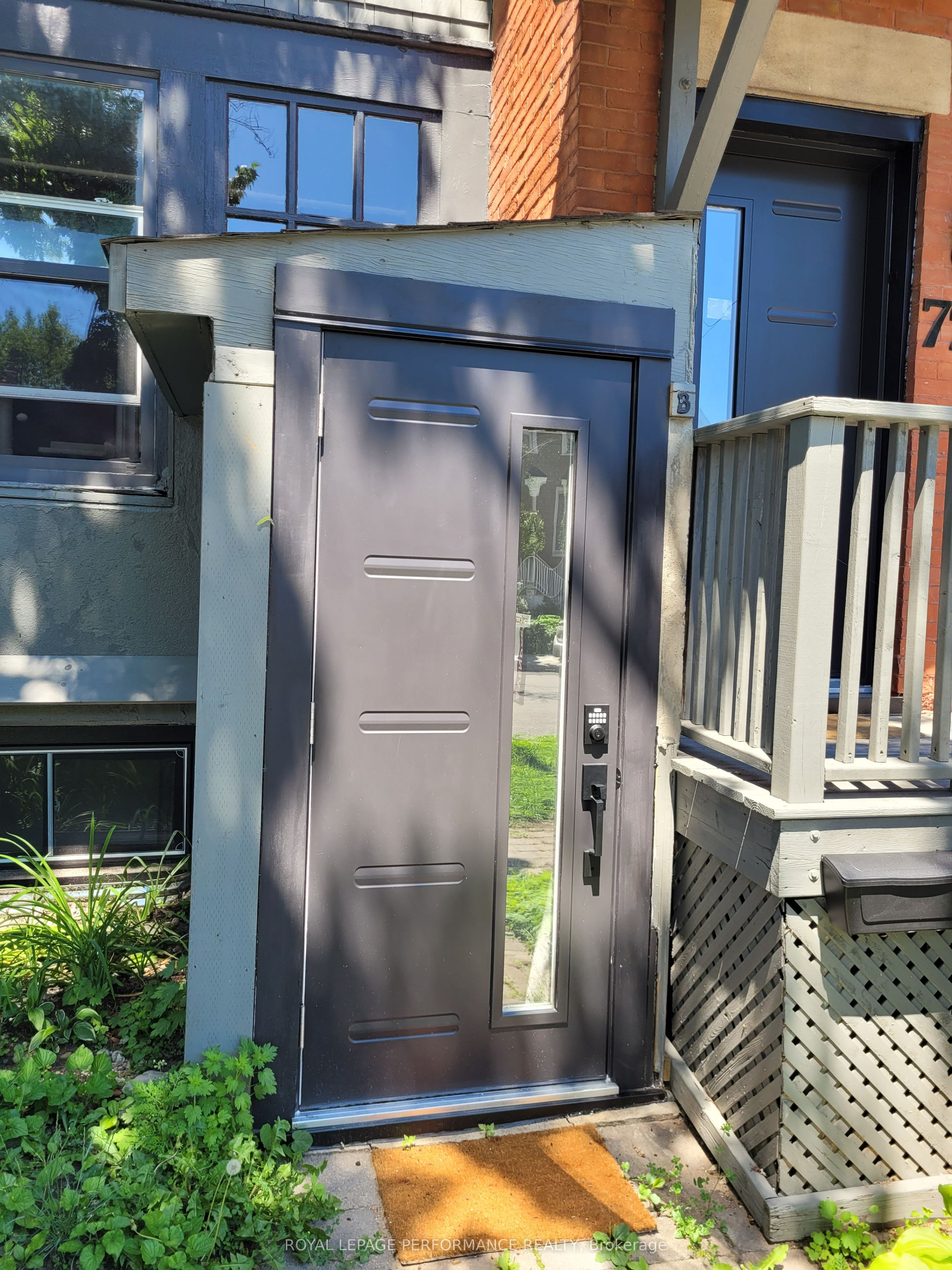 721 B Cooper Street, Ottawa Centre, ON K1R 5J5 photo 4