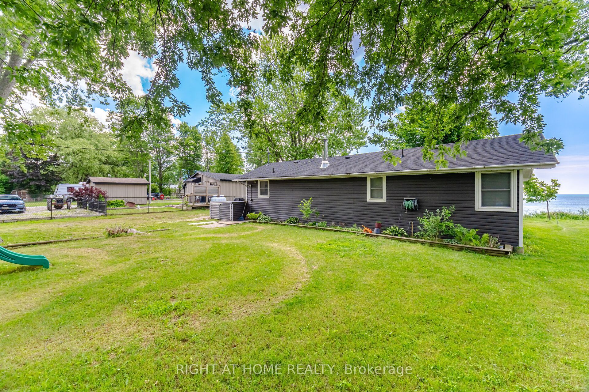 33 Derner Line, Haldimand, ON N0A 1K0 photo 2
