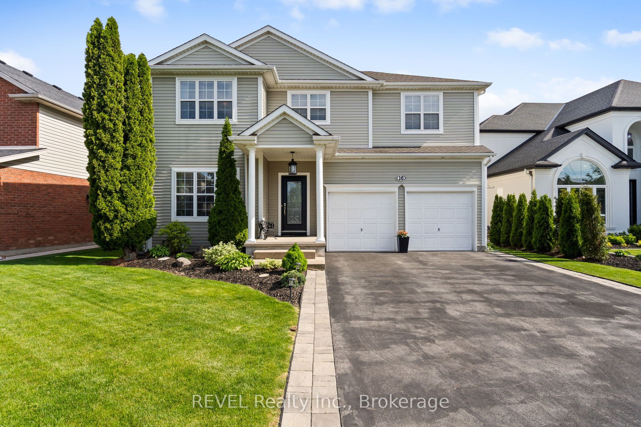 16 Maracay Way, St. Catharines, ON L2W 1C5 photo 2