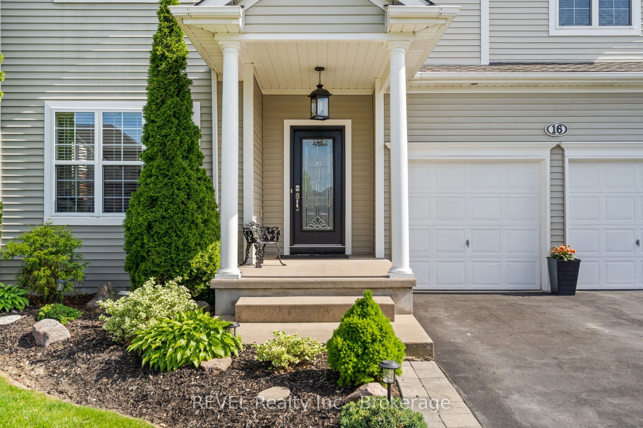 16 Maracay Way, St. Catharines, ON L2W 1C5 photo 4