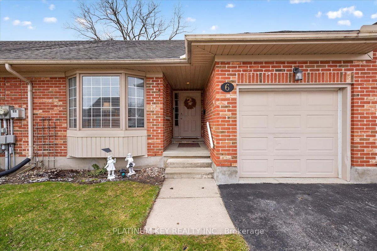 307 Metcalfe Street E 6, Strathroy-Caradoc, ON N7G 0B3 photo 3