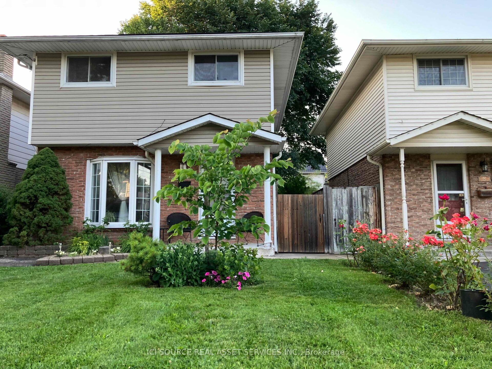 13 1/2 Northglen Avenue, St. Catharines, ON L2M 1B3 photo 2