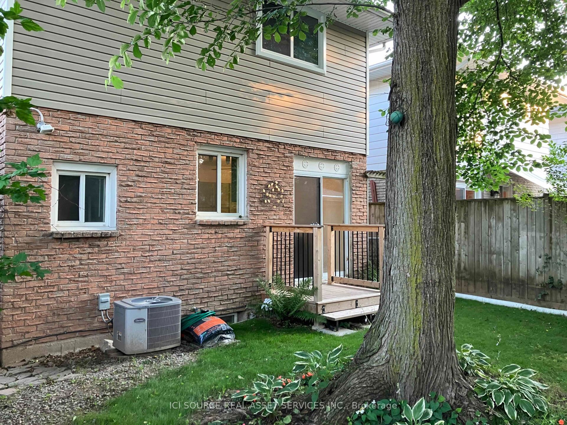 13 1/2 Northglen Avenue, St. Catharines, ON L2M 1B3 photo 3