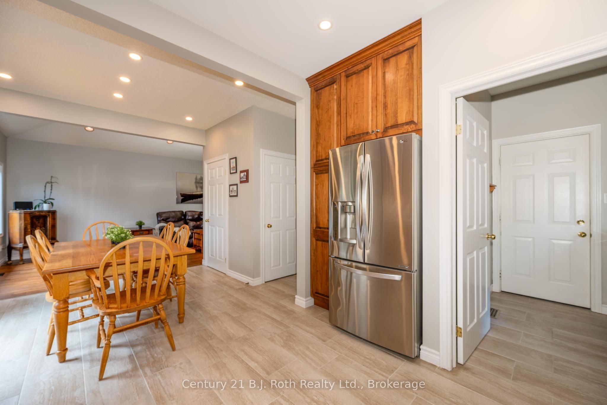 58 Meredith Drive, Middlesex Centre, ON N0M 2A0 photo 4