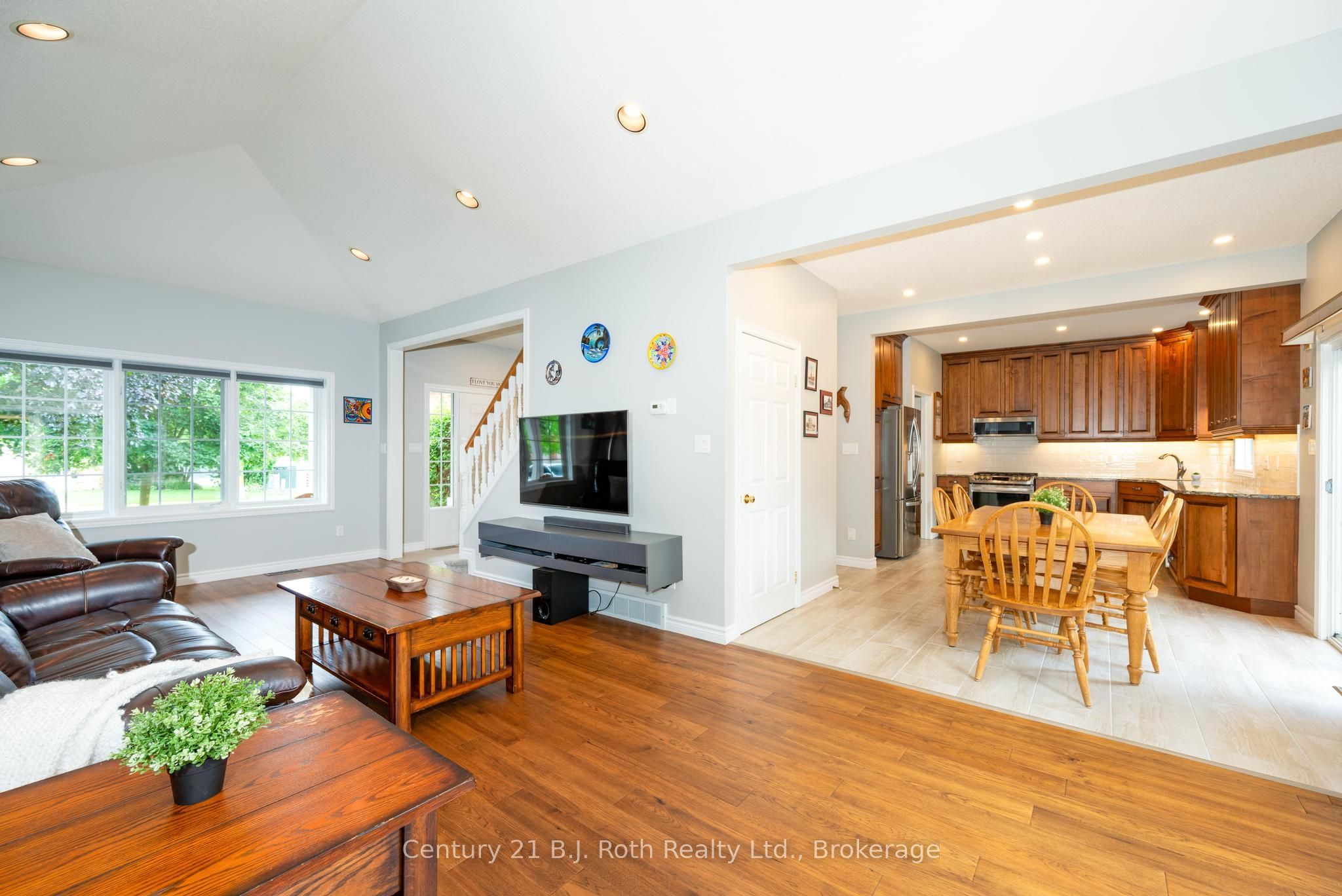 58 Meredith Drive, Middlesex Centre, ON N0M 2A0 photo 5