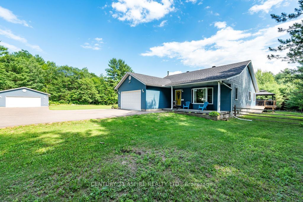 48 Plum Tree Lane, Petawawa, ON K8H 2W8 photo 3