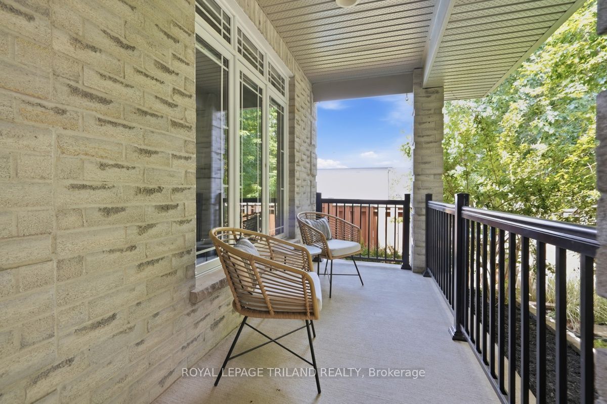 921 Guildwood Boulevard, London North, ON N6H 5G4 photo 4