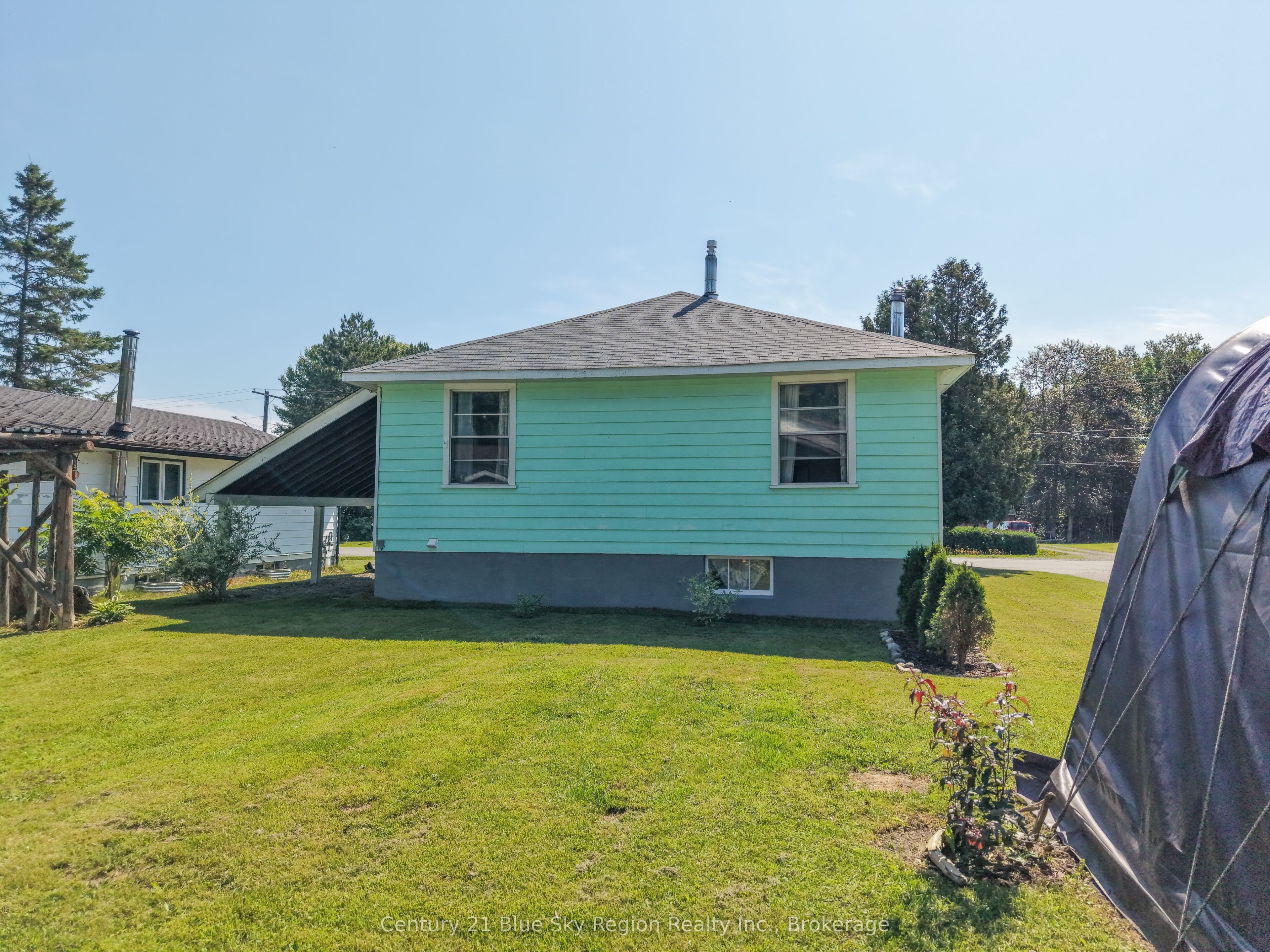 80 Spruce Drive, Temagami, ON P0H 2H0 photo 2