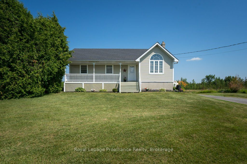 1075 Enright Road, Tyendinaga, ON K0K 3A0 photo 2