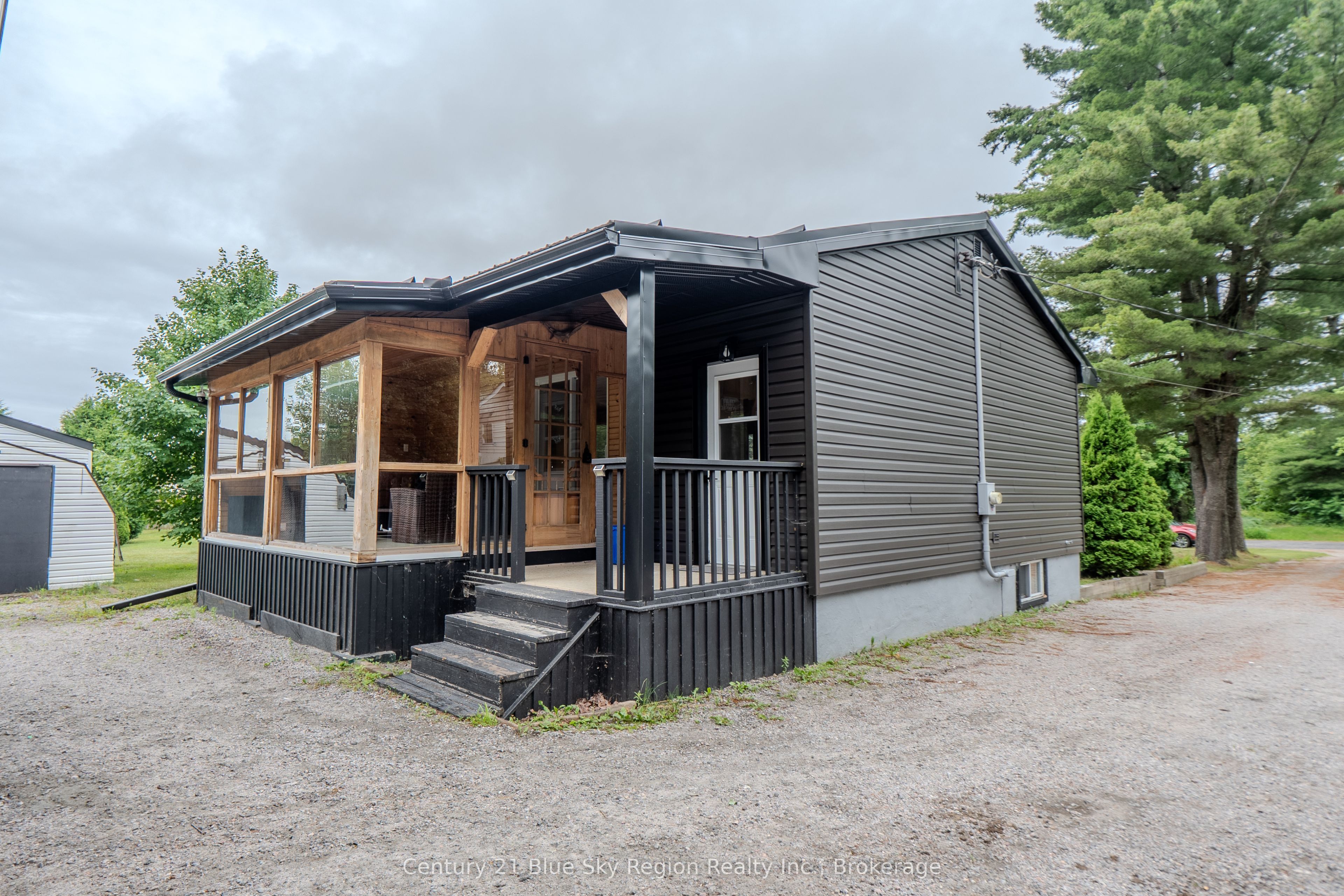 144 Collins Drive, North Bay, ON P1B 8G3 photo 3