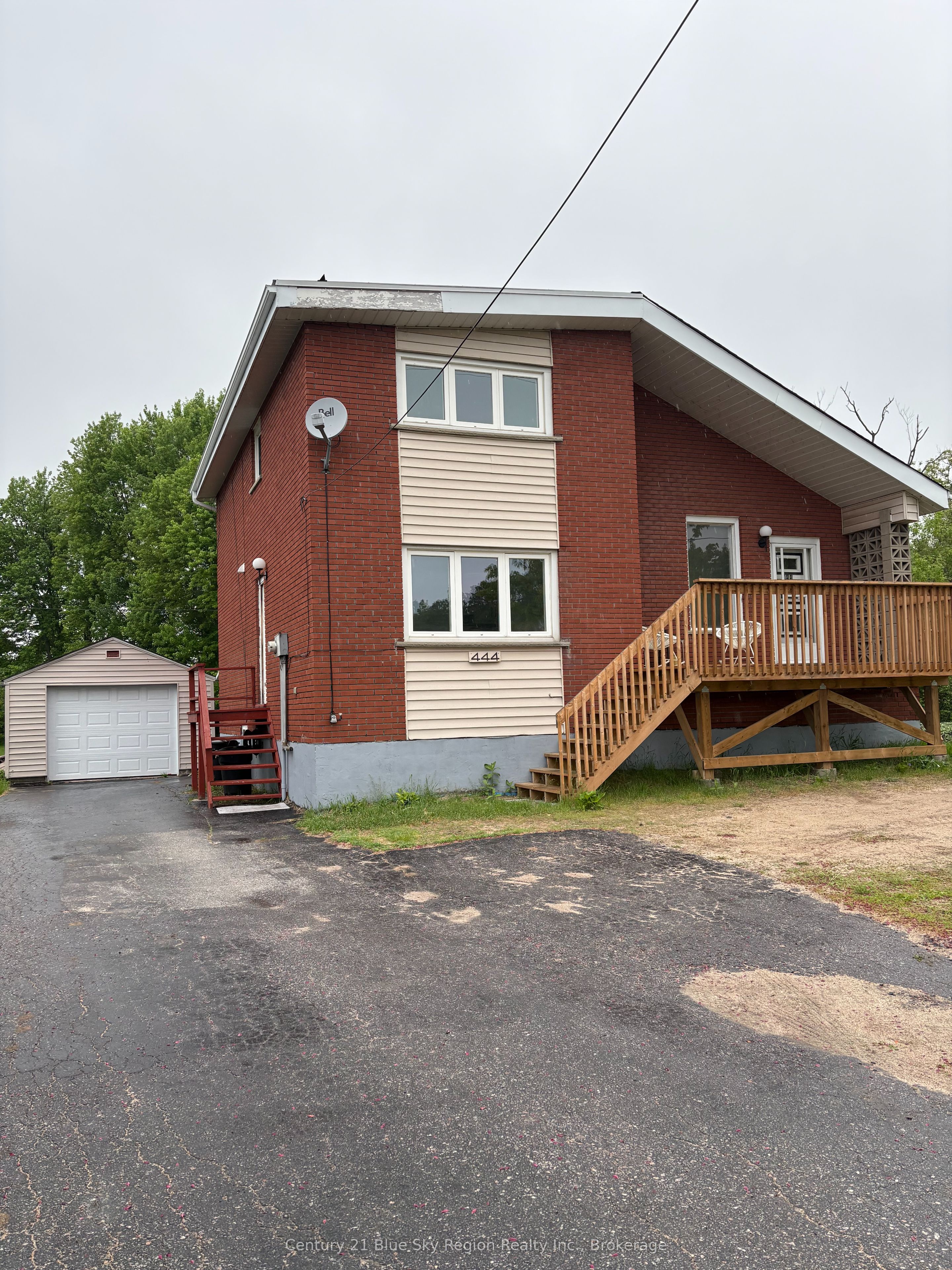 444 Lansdowne Street E, Callander, ON P0H 1H0