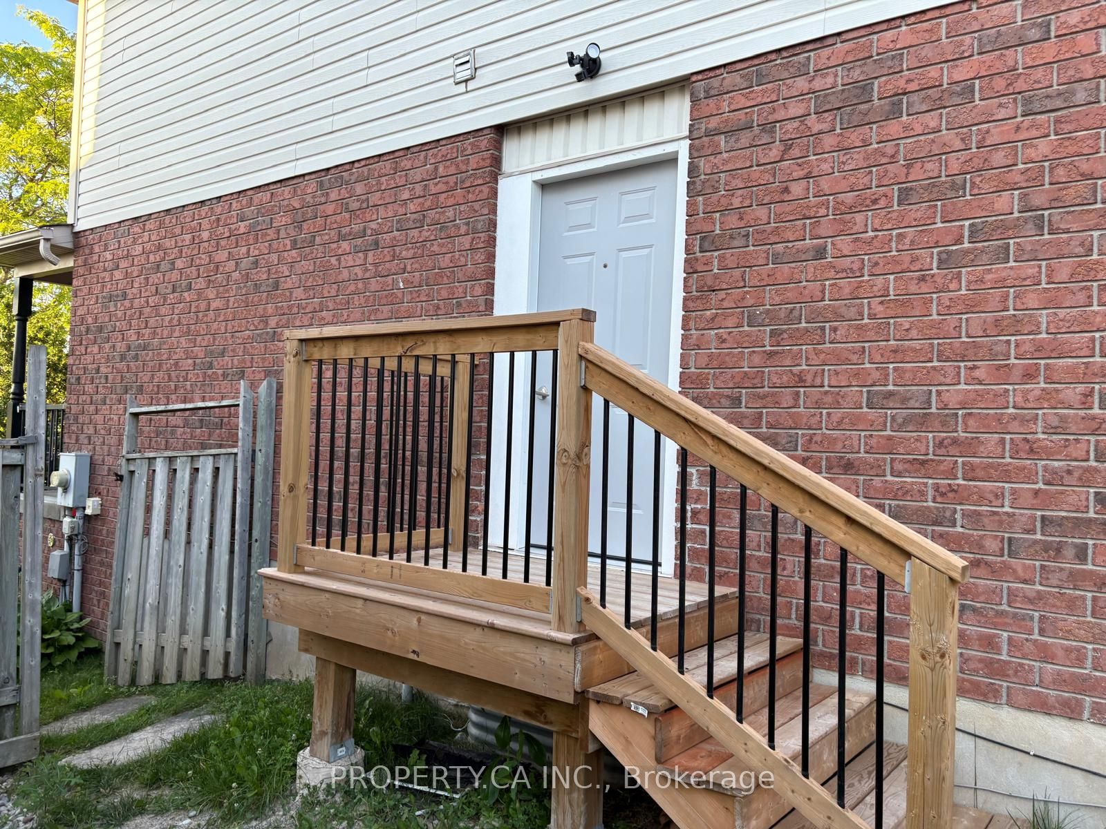 100 Masterson Crescent Lower, Cambridge, ON N3H 5R6 photo 3