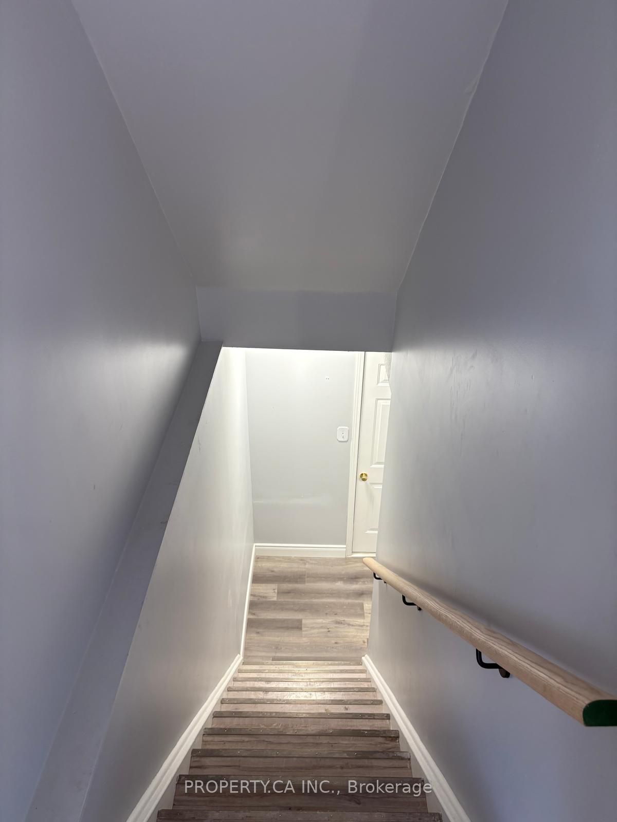 100 Masterson Crescent Lower, Cambridge, ON N3H 5R6 photo 4