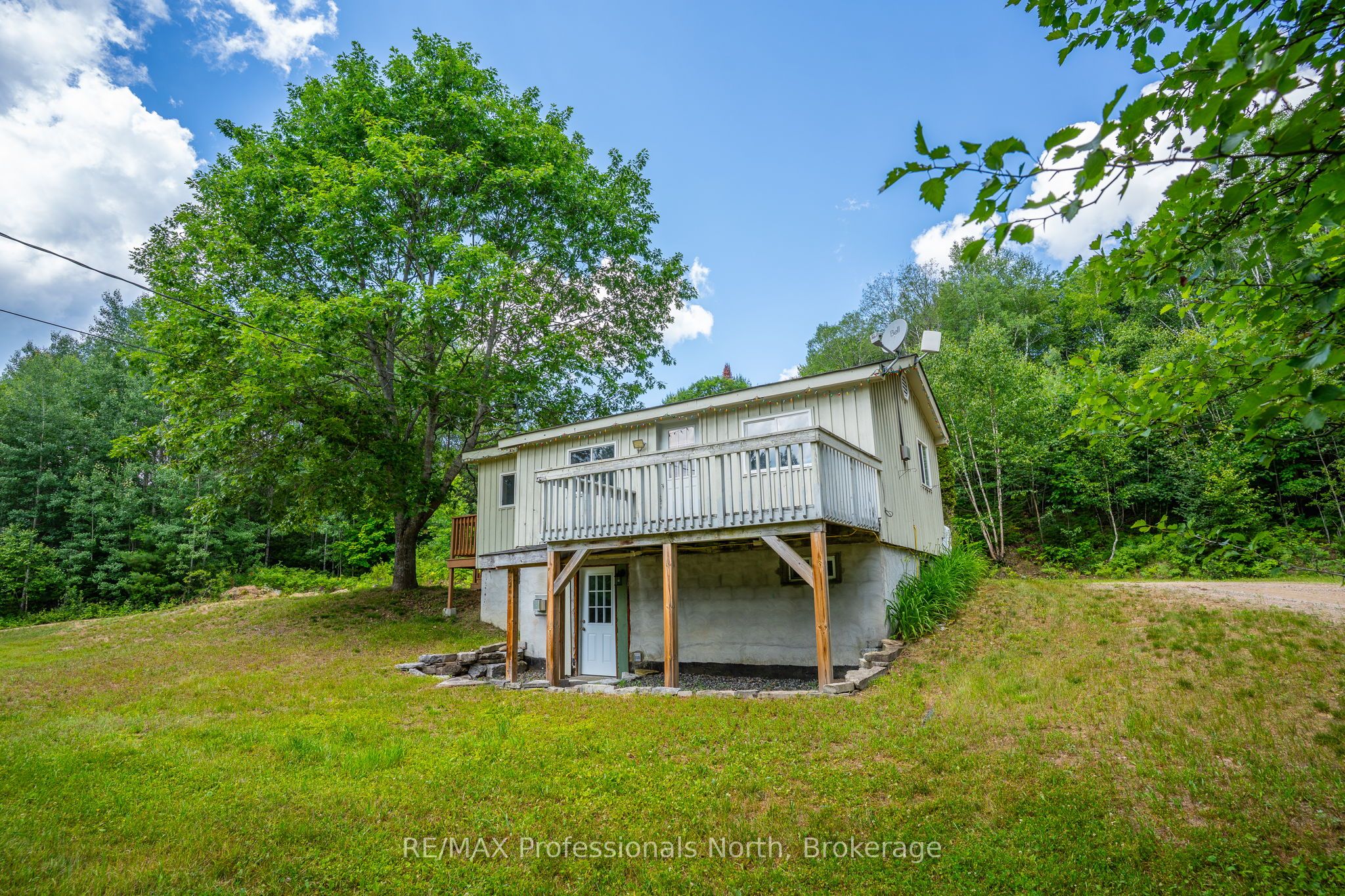 1468 Barry Line, Algonquin Highlands, ON K0M 1J0 photo 2