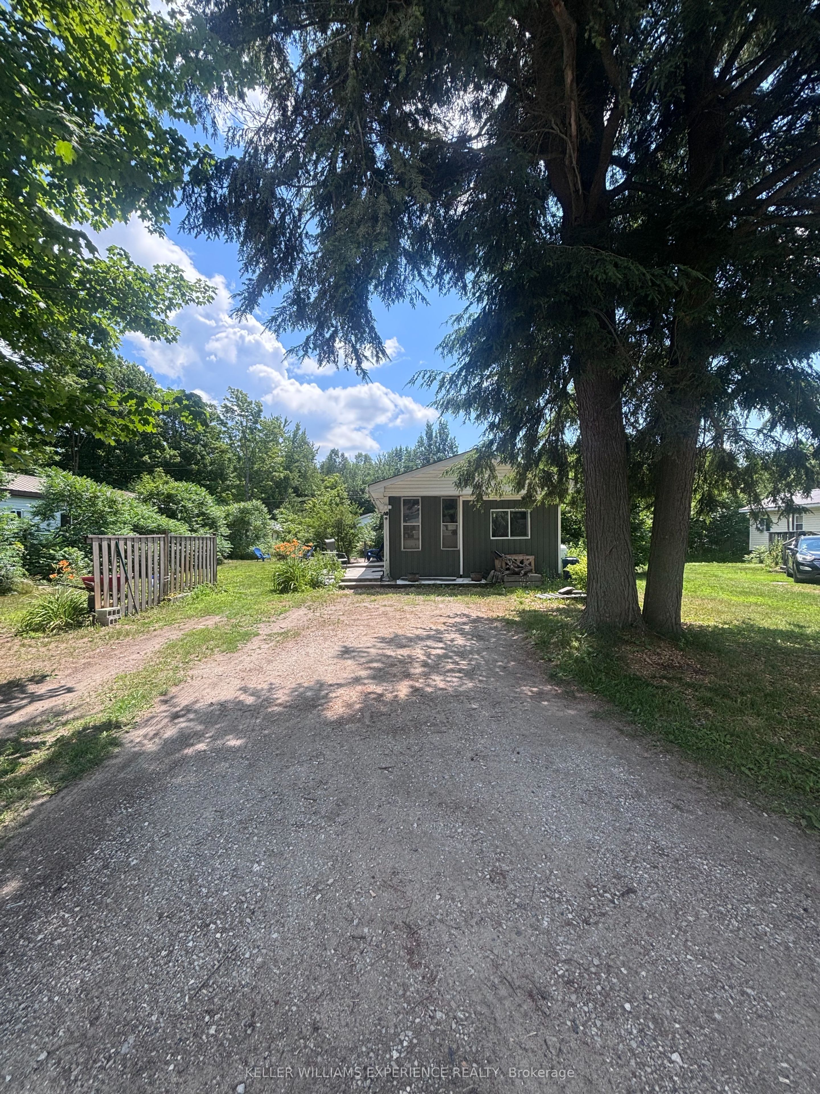 1701-49 Highway 11 Highway, Gravenhurst, ON P0E 1G0 photo 2