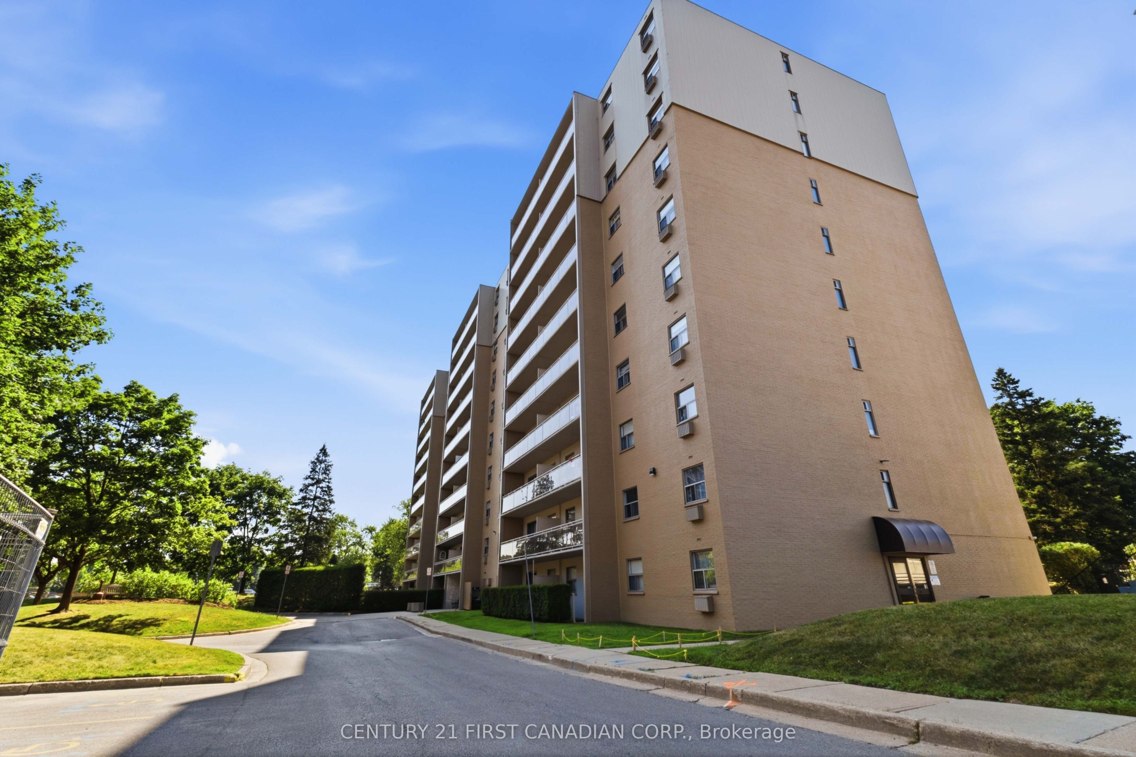 931 S Wonderland Road 707, London South, ON N6K 2X6