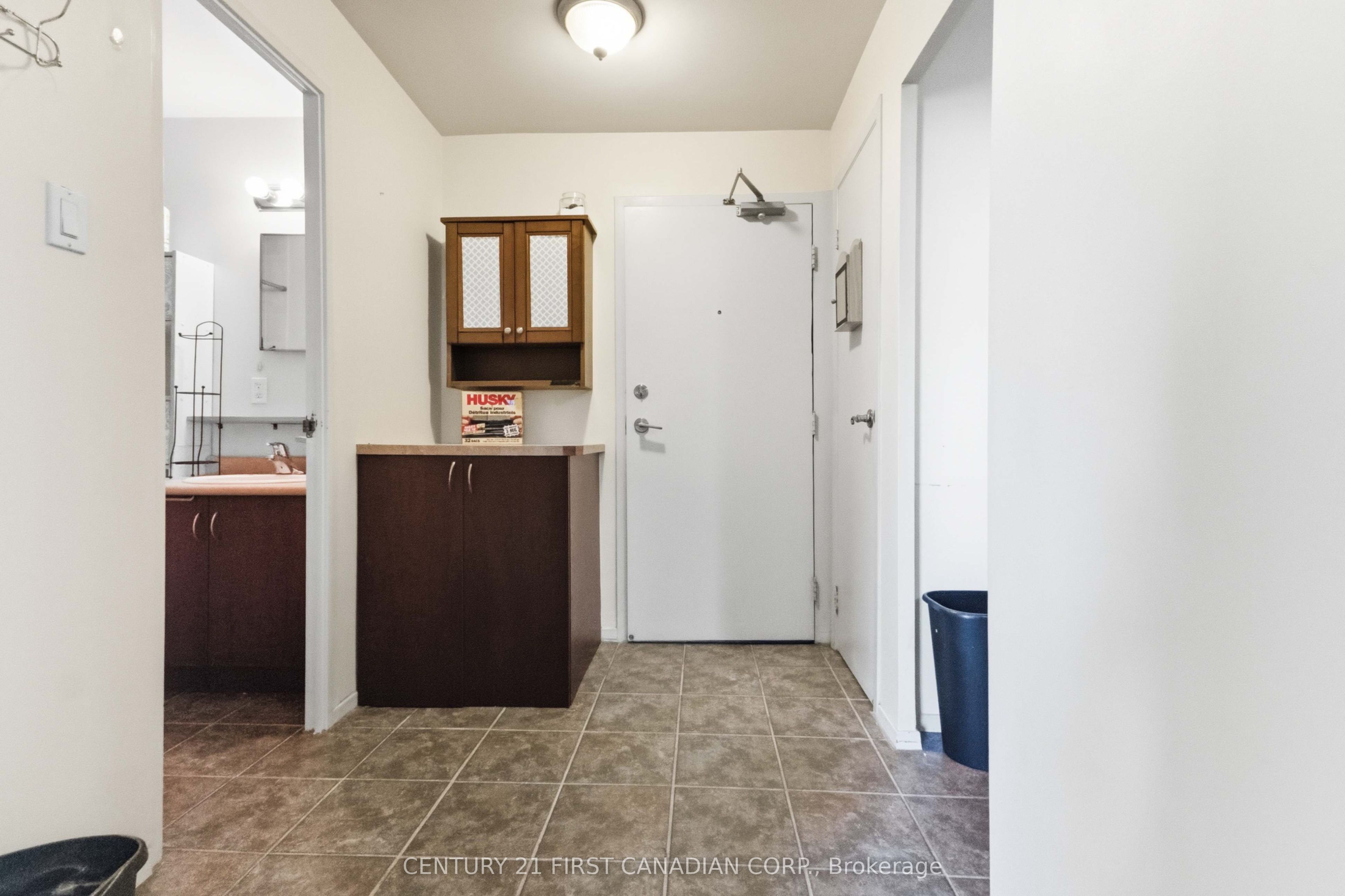 931 S Wonderland Road 707, London South, ON N6K 2X6 photo 5