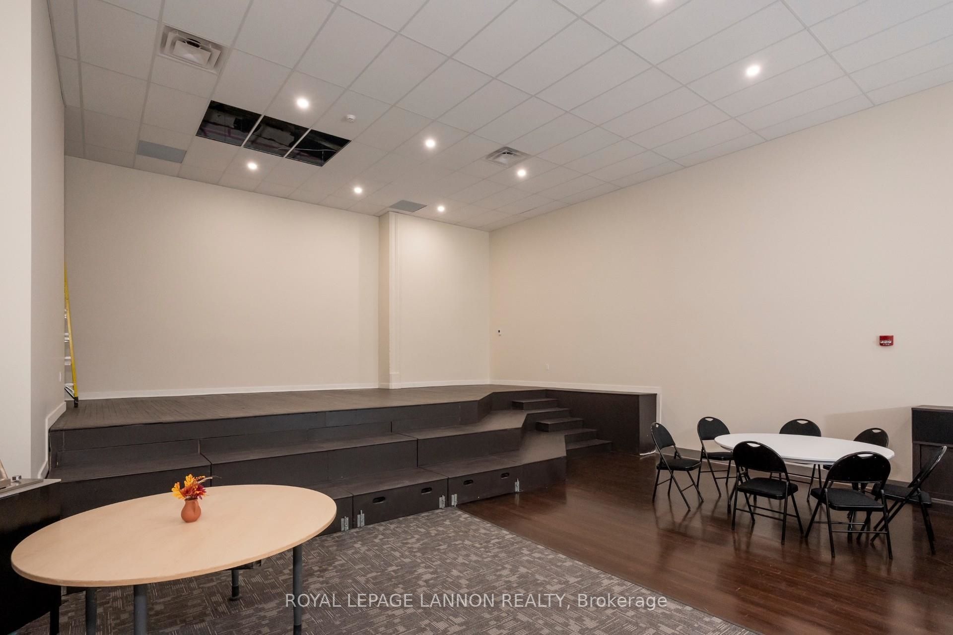 96 HIGH Street 1216, Thunder Bay, ON P7A 5R3 photo 5
