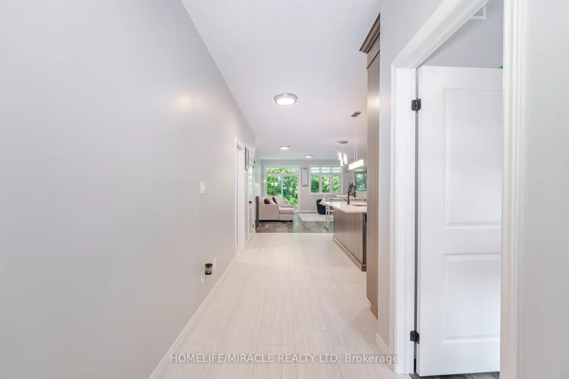 44 Main Street #9, East Zorra-Tavistock, ON N0J 1M0 photo 4