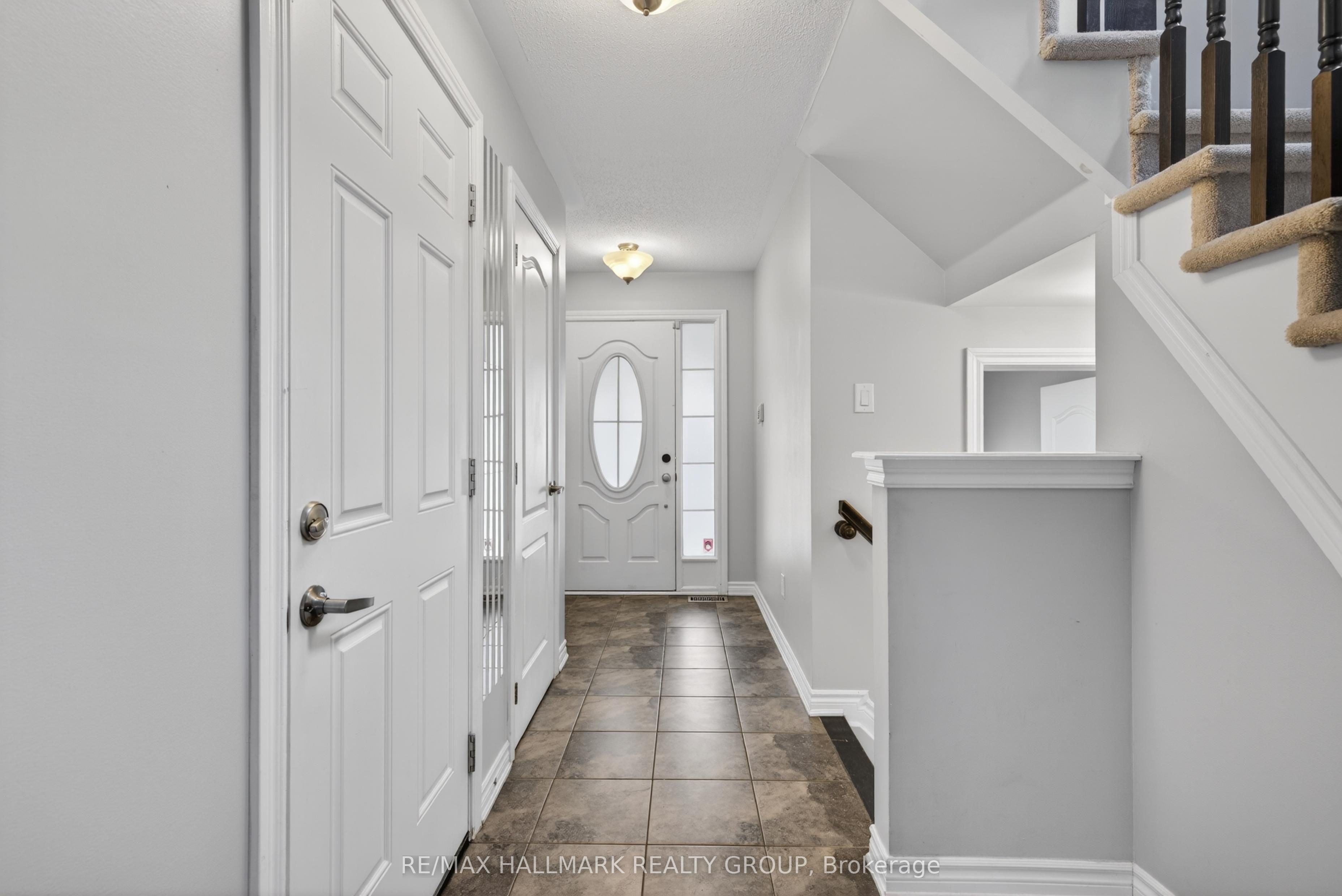 81 Switch Grass Crescent, Barrhaven, ON K2J 5Z3 photo 3