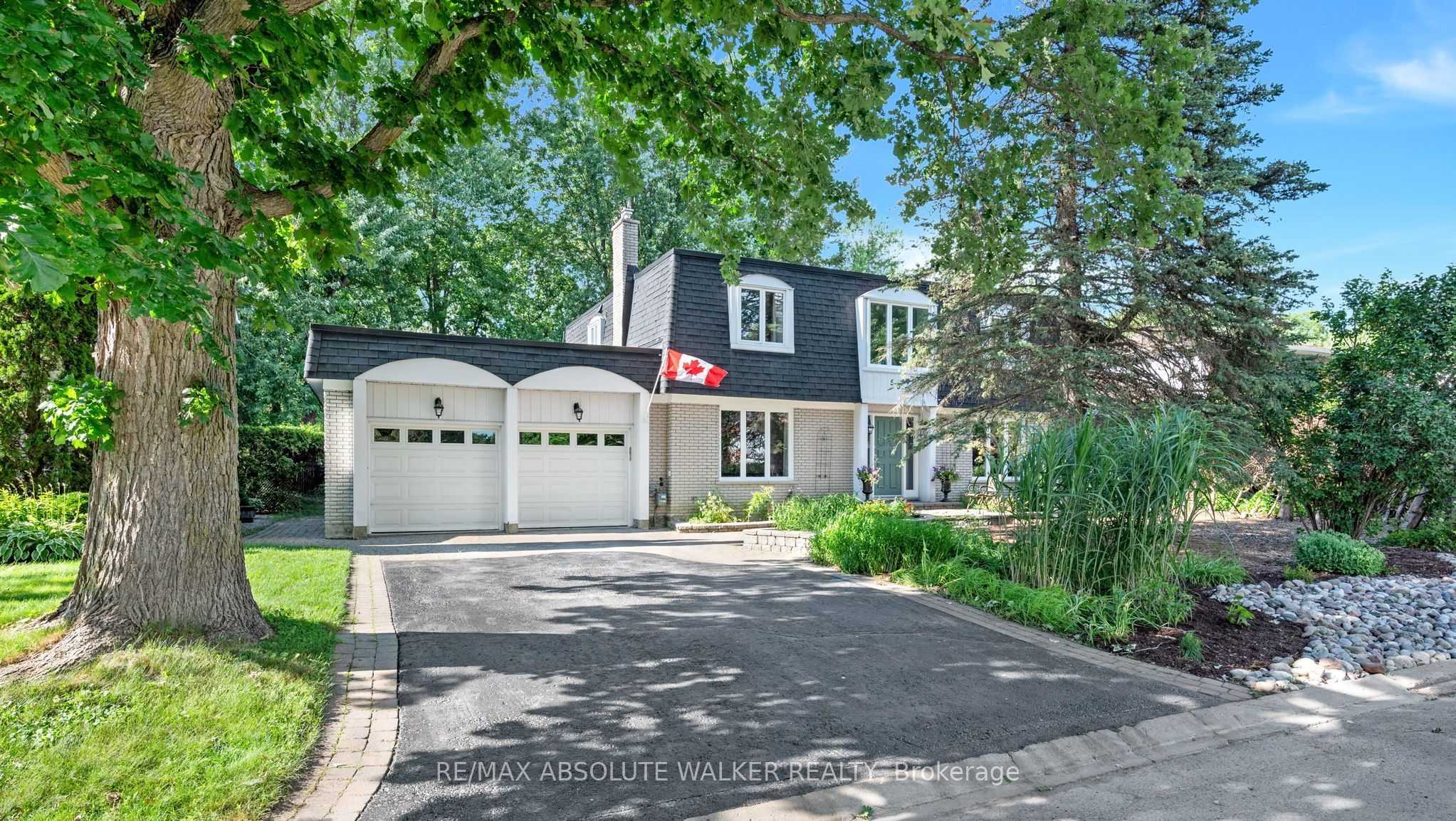 535 Buchanan Crescent, Beacon Hill North - South and Area, ON K1J 7V2