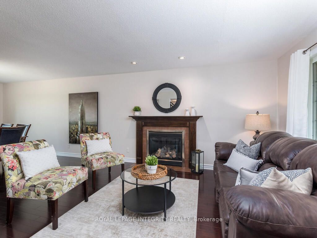 111 Comba Drive, Carleton Place, ON K7C 4V2 photo 4