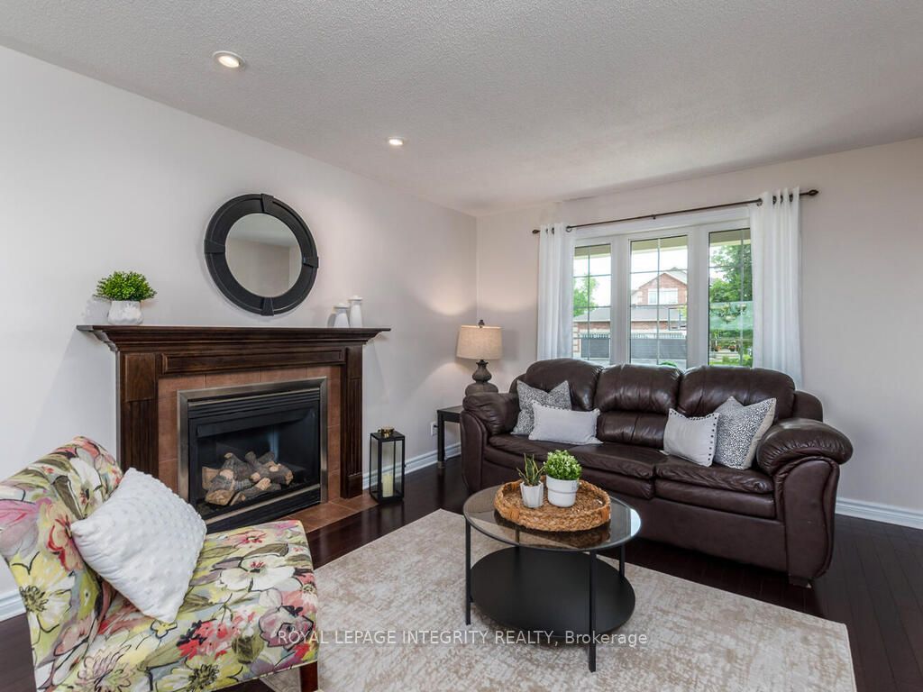 111 Comba Drive, Carleton Place, ON K7C 4V2 photo 5