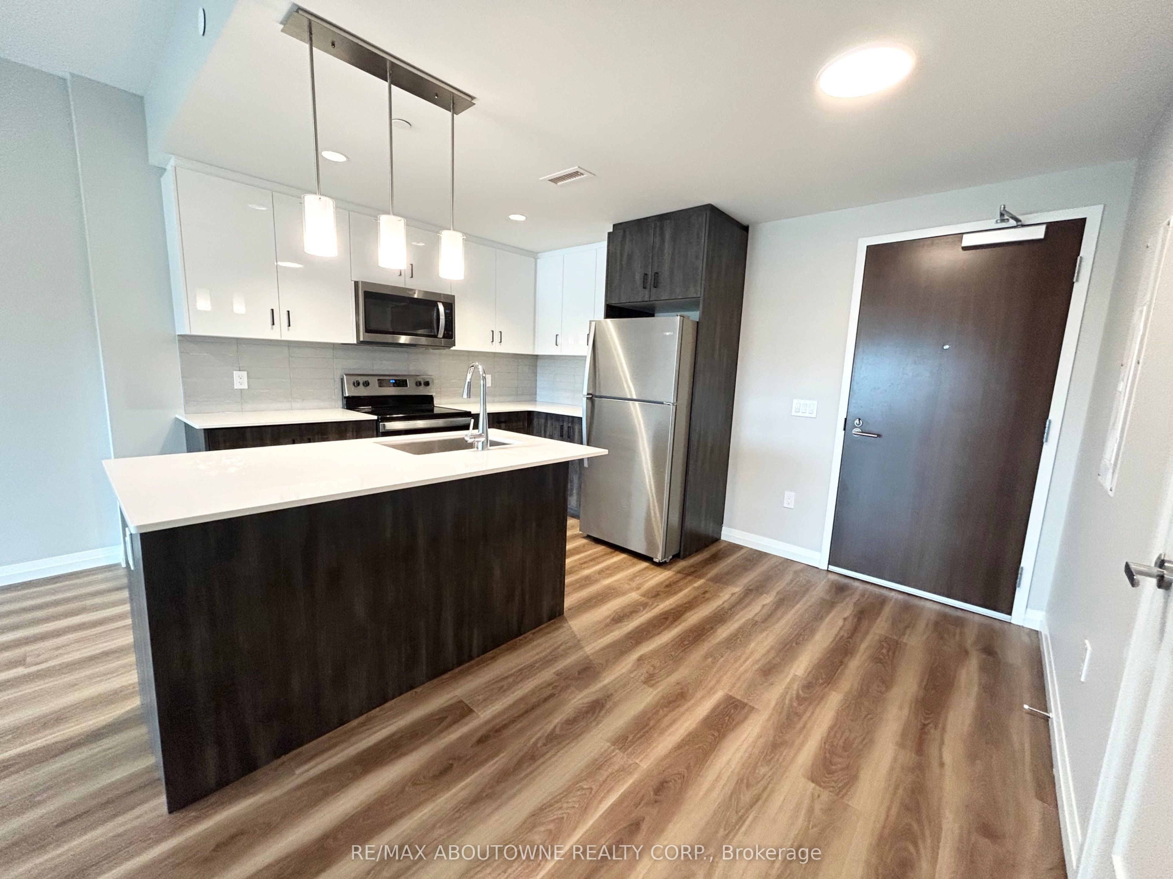 28 Westhill Drive LL02, Waterloo, ON N2J 0G8 photo 3