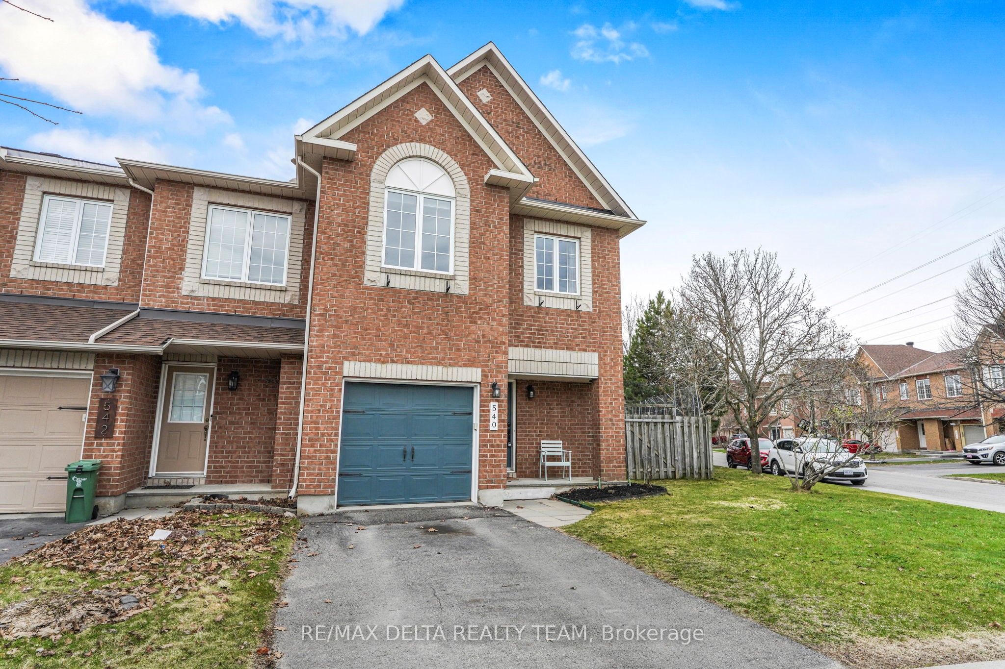 540 Chardonnay Drive, Orleans - Cumberland and Area, ON K4A 4J5 photo 3