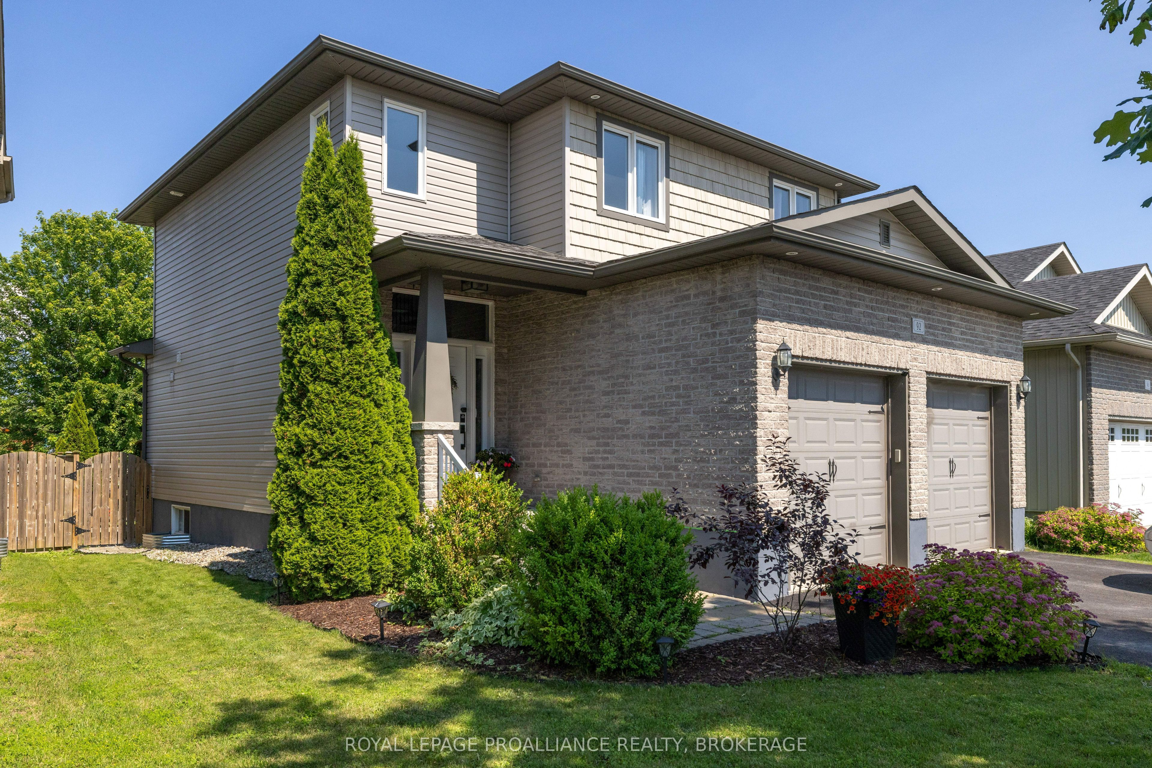 92 Windermere Boulevard, Loyalist, ON K0H 1G0