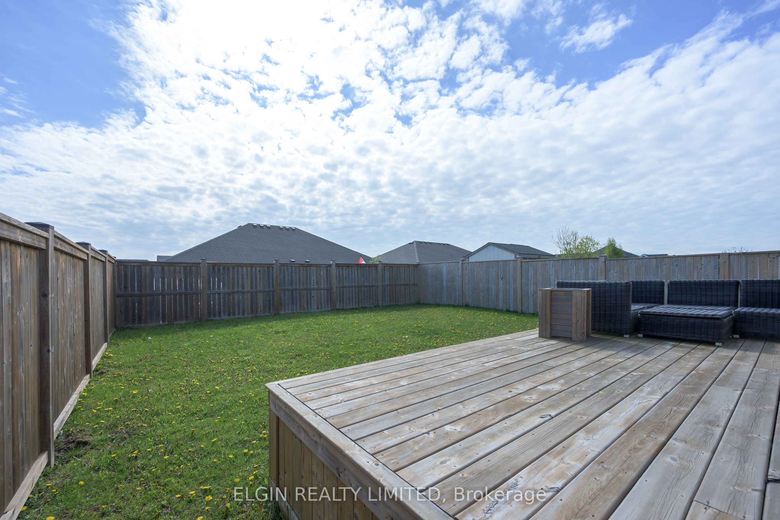 9 Ashberry Place, St. Thomas, ON N5R 0H7 photo 3
