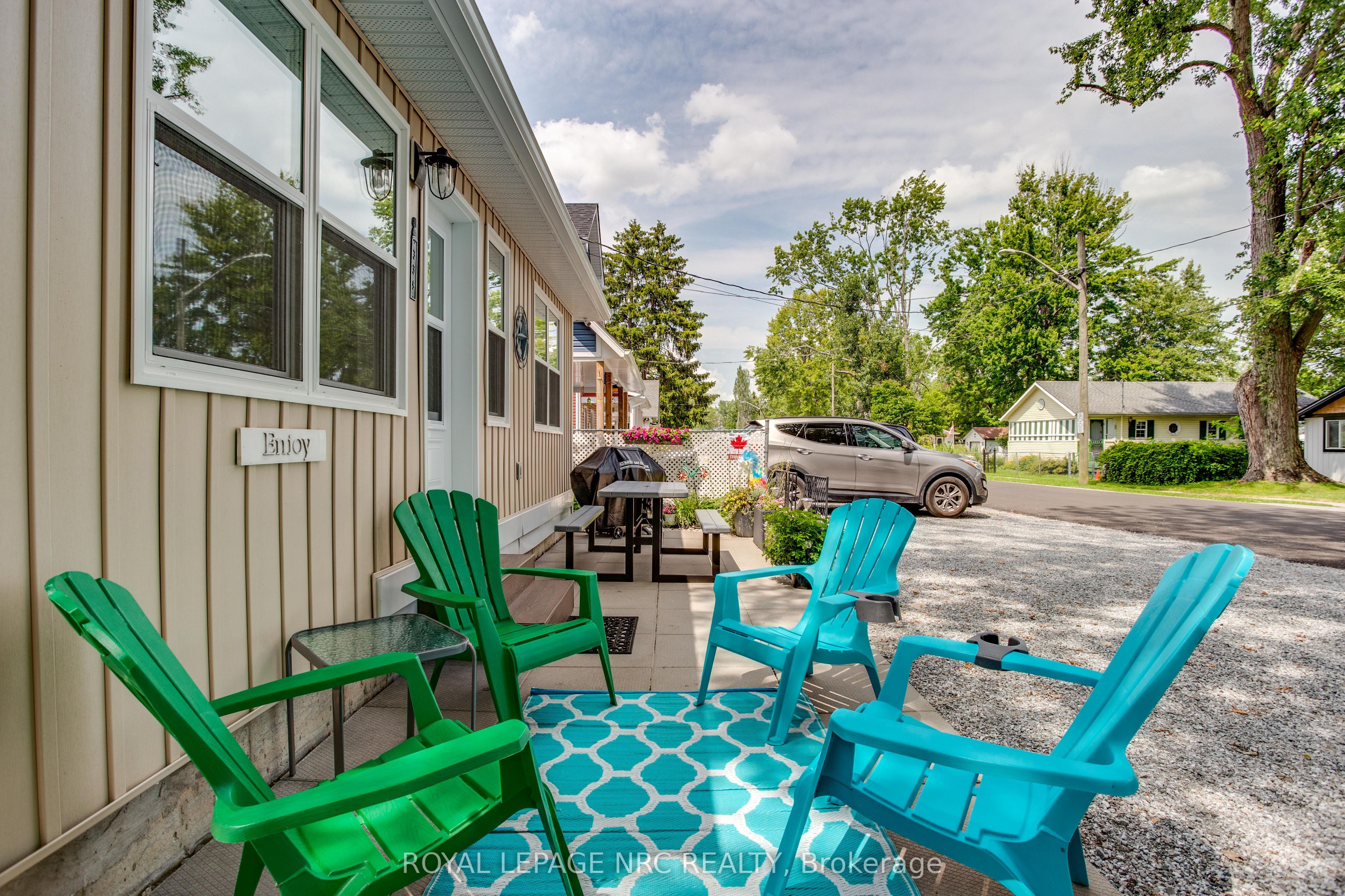 339 Eastwood Avenue FRONT, Fort Erie, ON L0S 1B0 photo 4