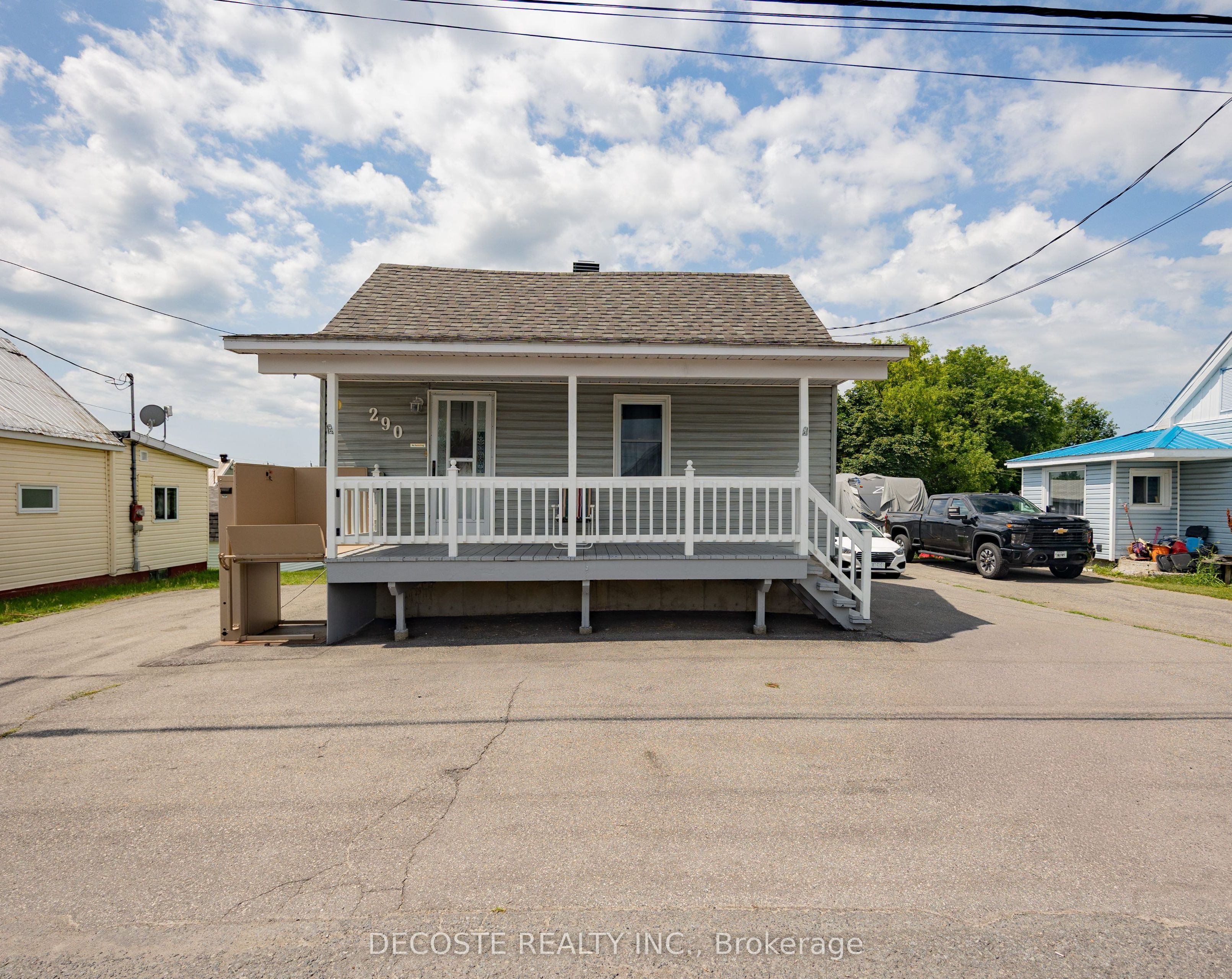 290 East Boundary Road, North Glengarry, ON K0C 1A0 photo 2