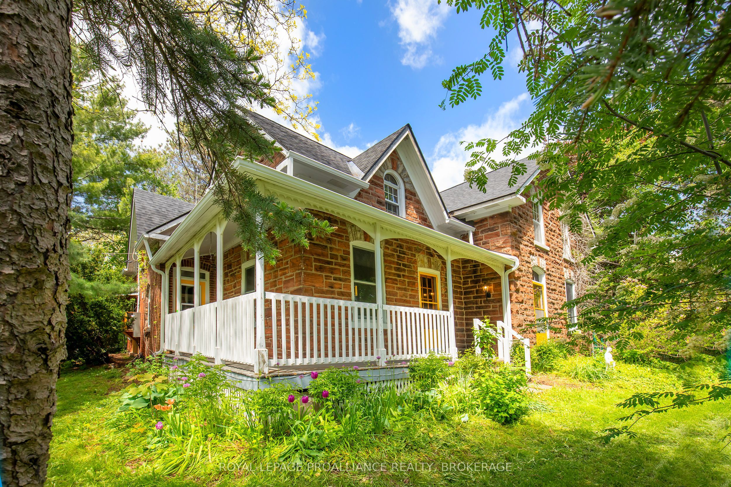 2345 Hughes Road, Kingston, ON K7L 4V3