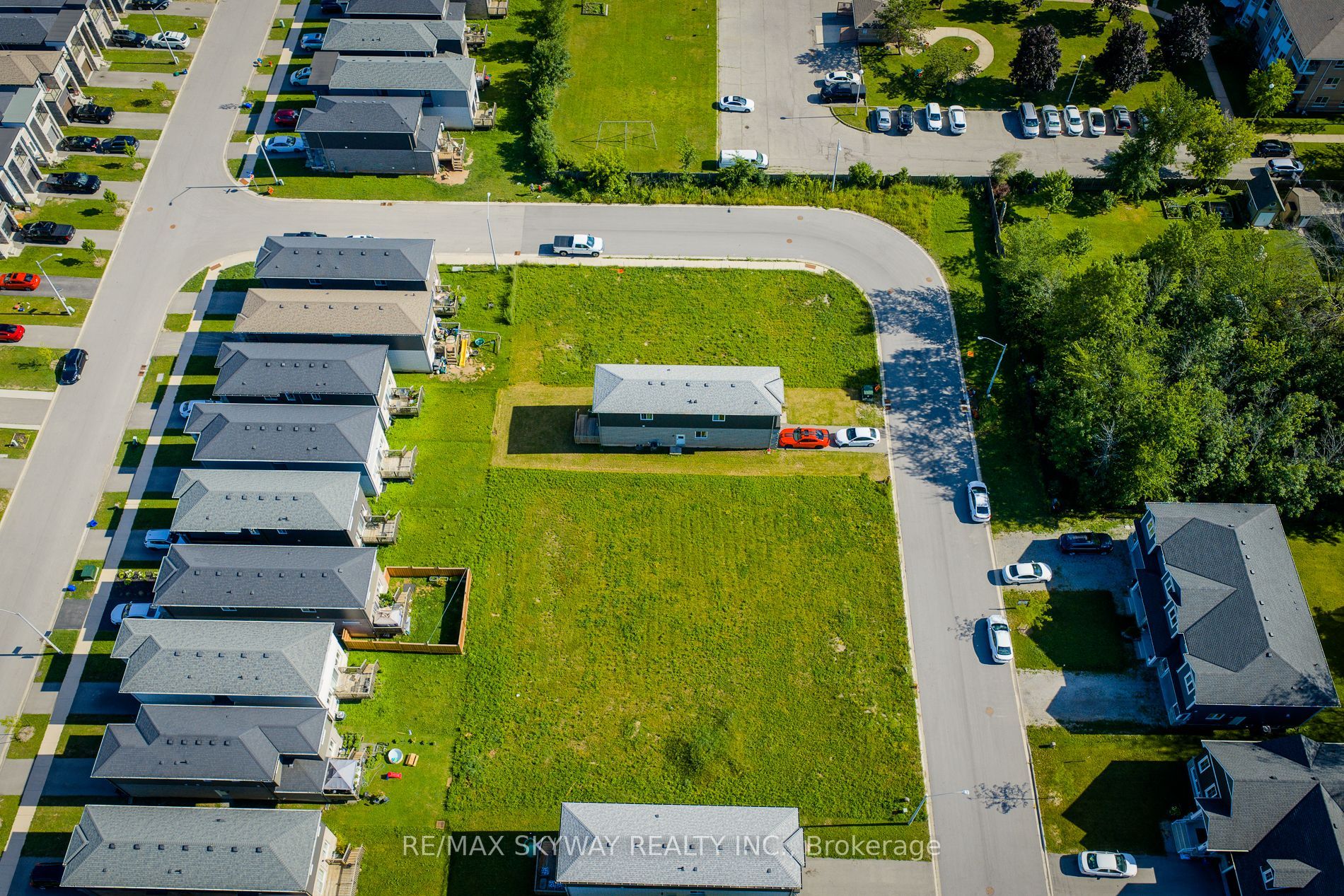 201 Iva Street, Welland, ON L3C 3B9 photo 4