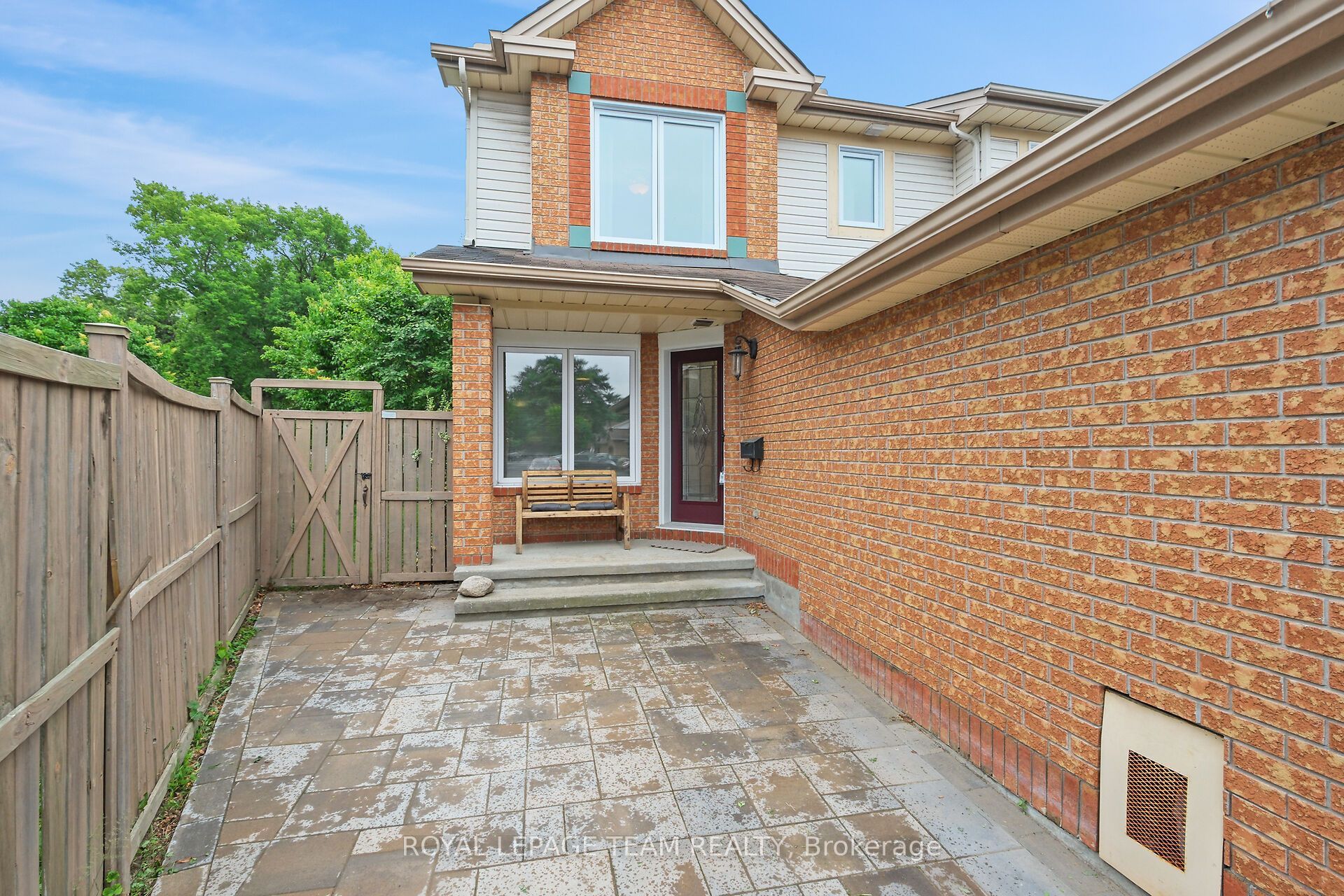 70 College Circle, Overbrook - Castleheights and Area, ON K1K 4R8 photo 4
