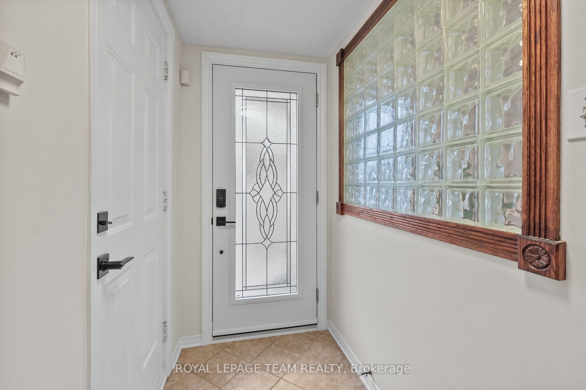 70 College Circle, Overbrook - Castleheights and Area, ON K1K 4R8 photo 5