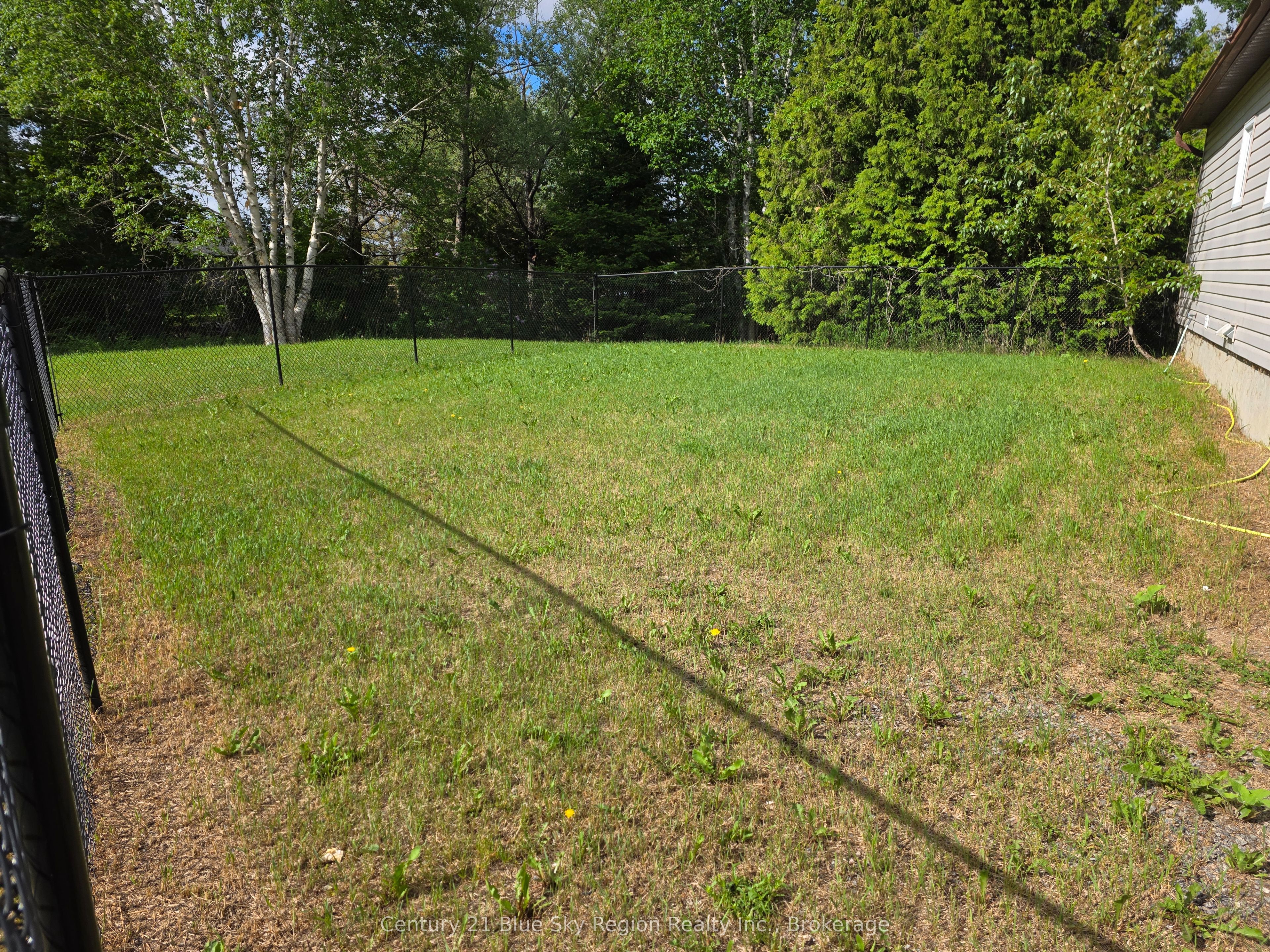 20 Stevens Road, West Nipissing, ON P2B 3L6 photo 3