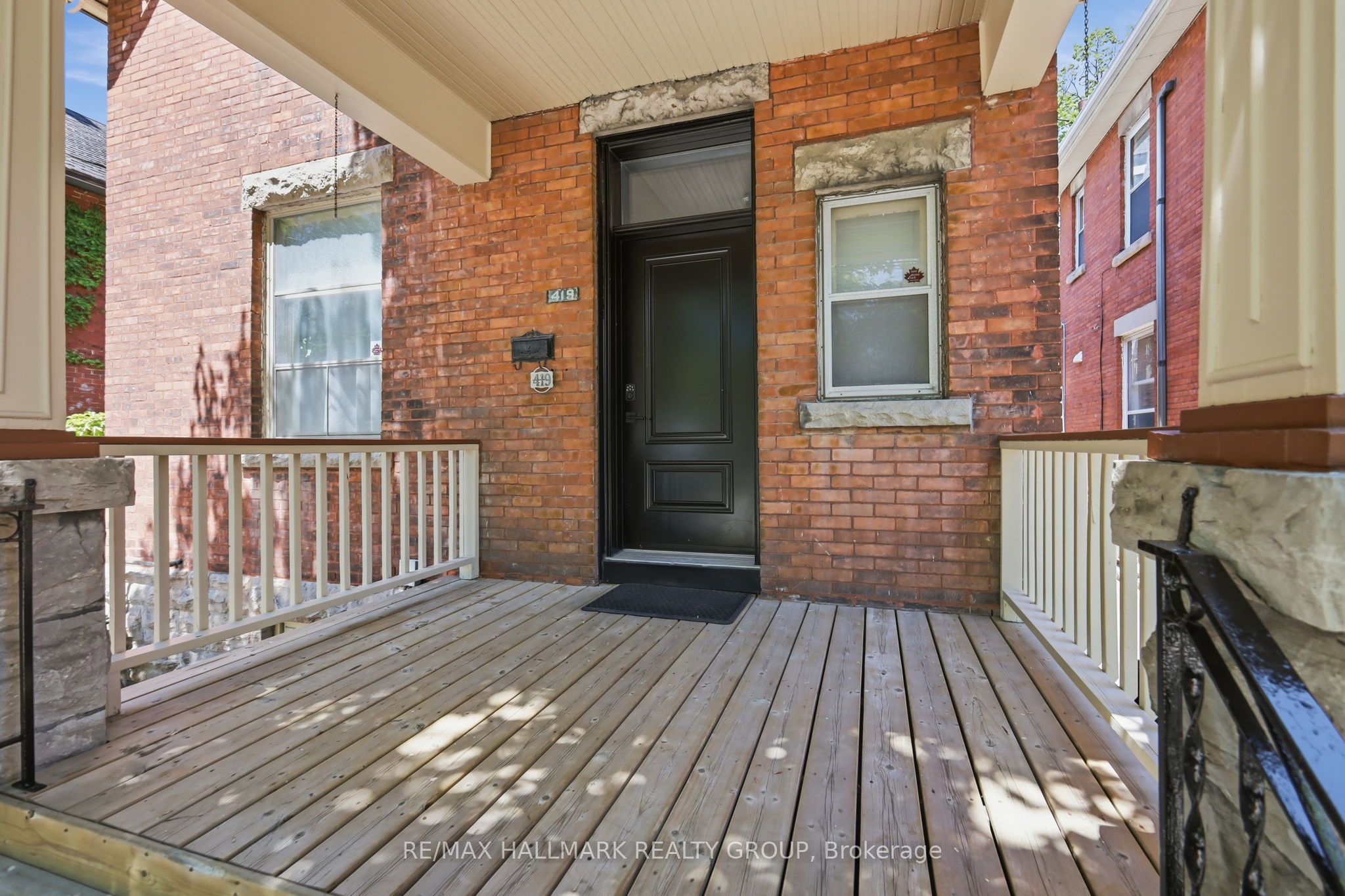 419 BESSERER Street, Lower Town - Sandy Hill, ON K1N 6B9 photo 4