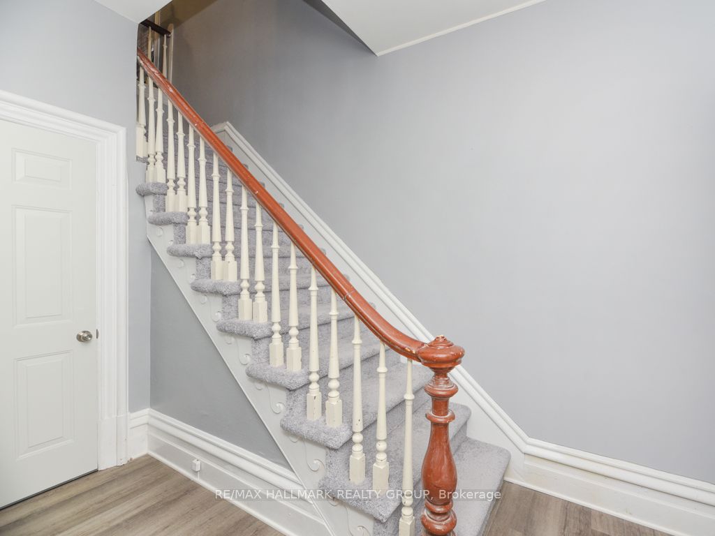 419 BESSERER Street, Lower Town - Sandy Hill, ON K1N 6B9 photo 5