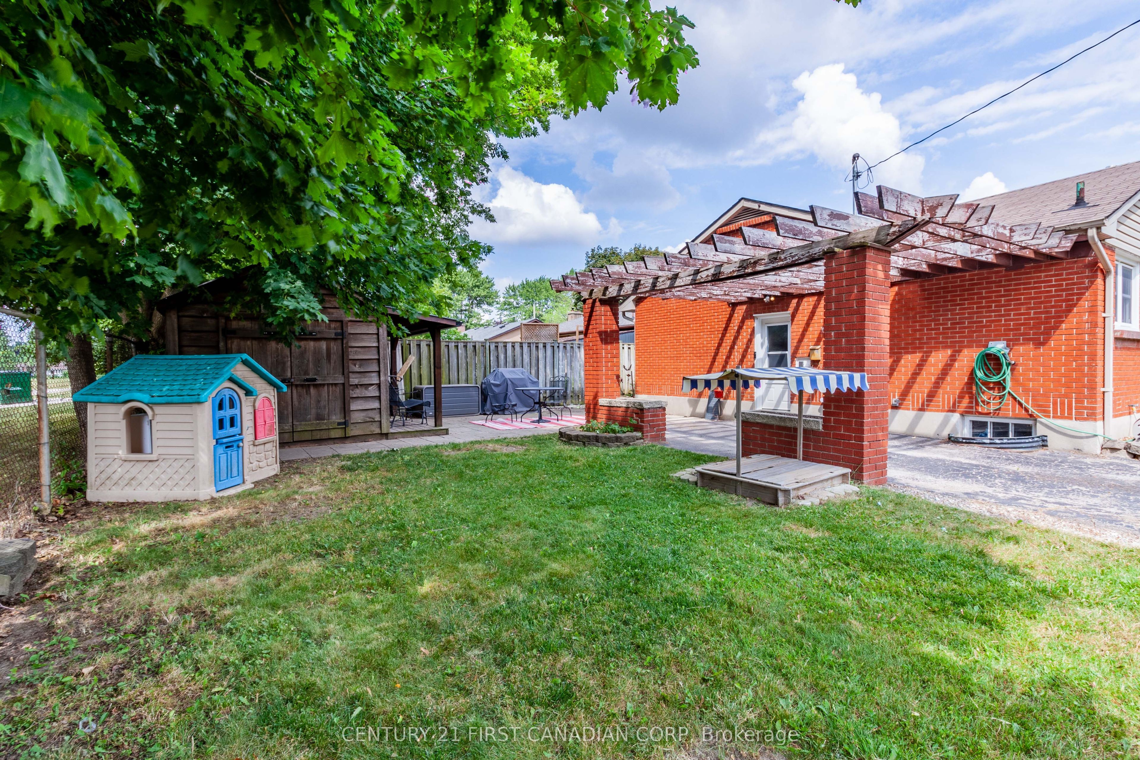 1721 Moffatt Avenue, London East, ON N5W 2A2 photo 4