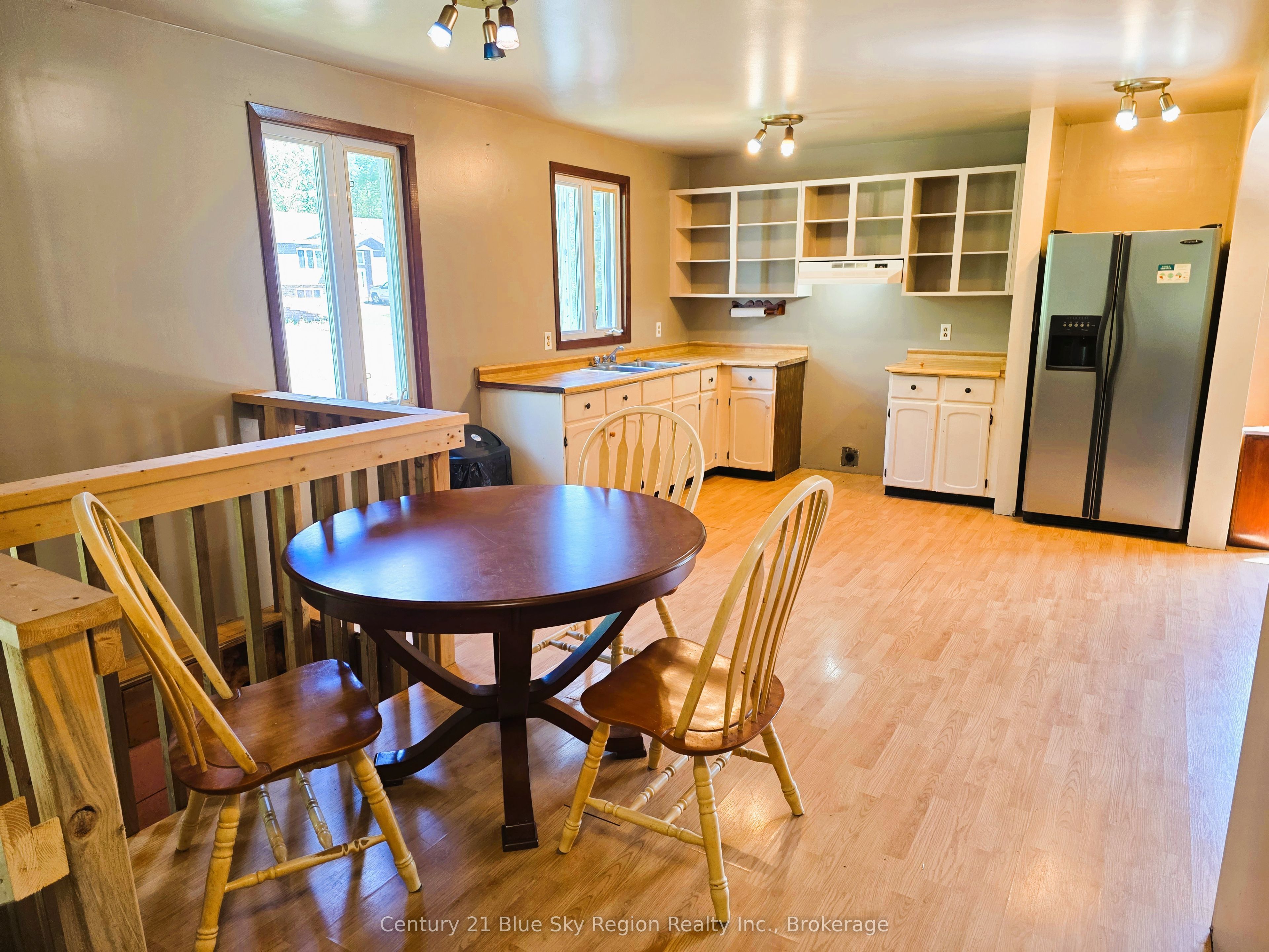 220 Chippewa Street W, North Bay, ON P1B 6G2
