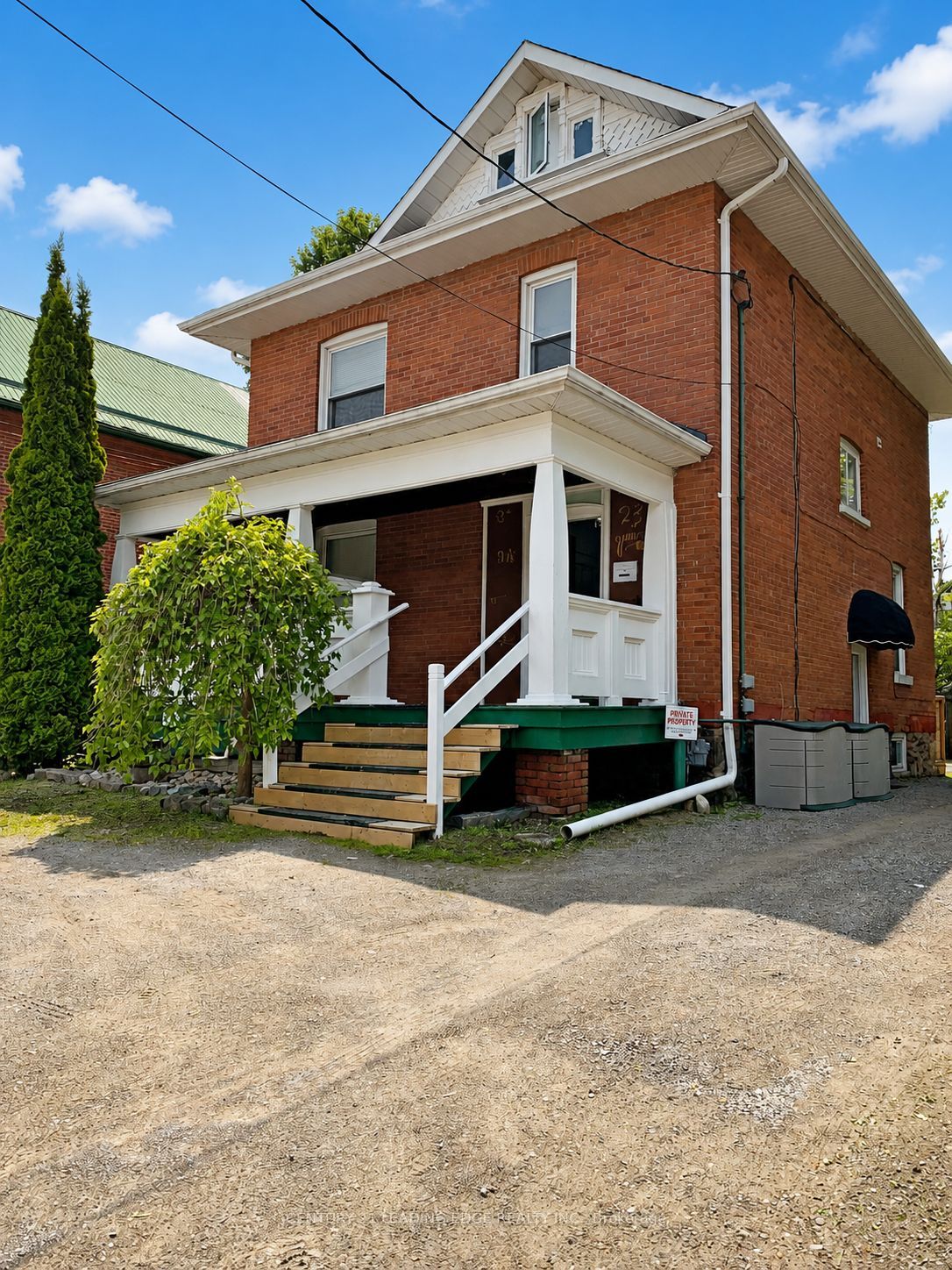 23 Queen Street, Kawartha Lakes, ON K9V 1G1 photo 3