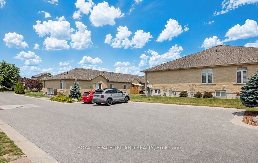 70 Tanoak Drive 67, London North, ON N6G 5R3 photo 3