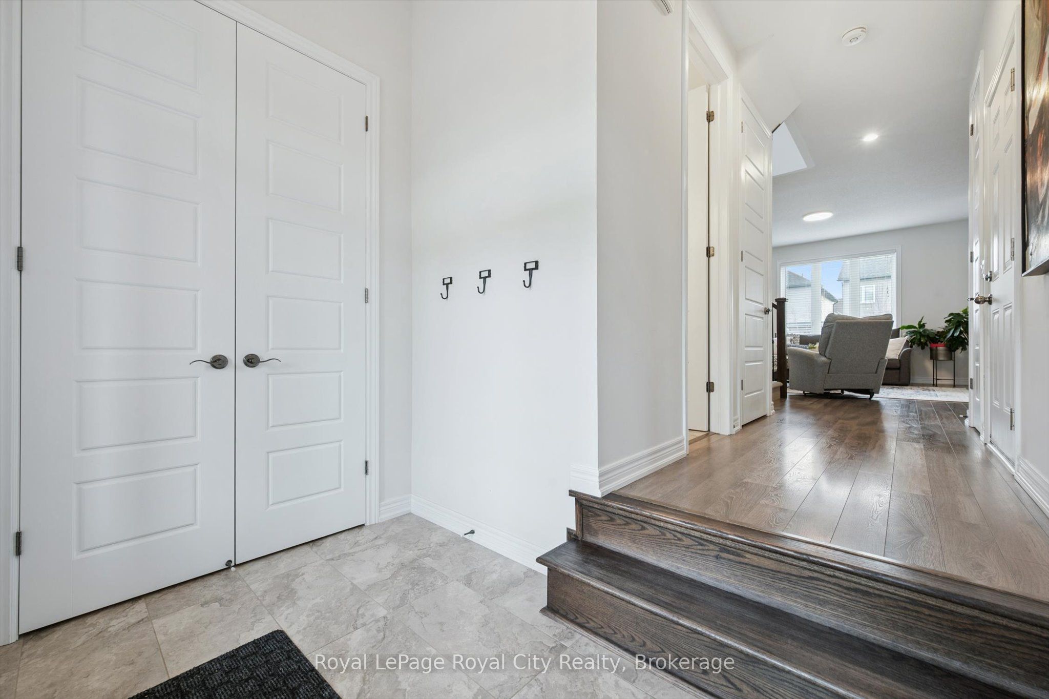 98 Kay Crescent, Centre Wellington, ON N1M 0G2 photo 5