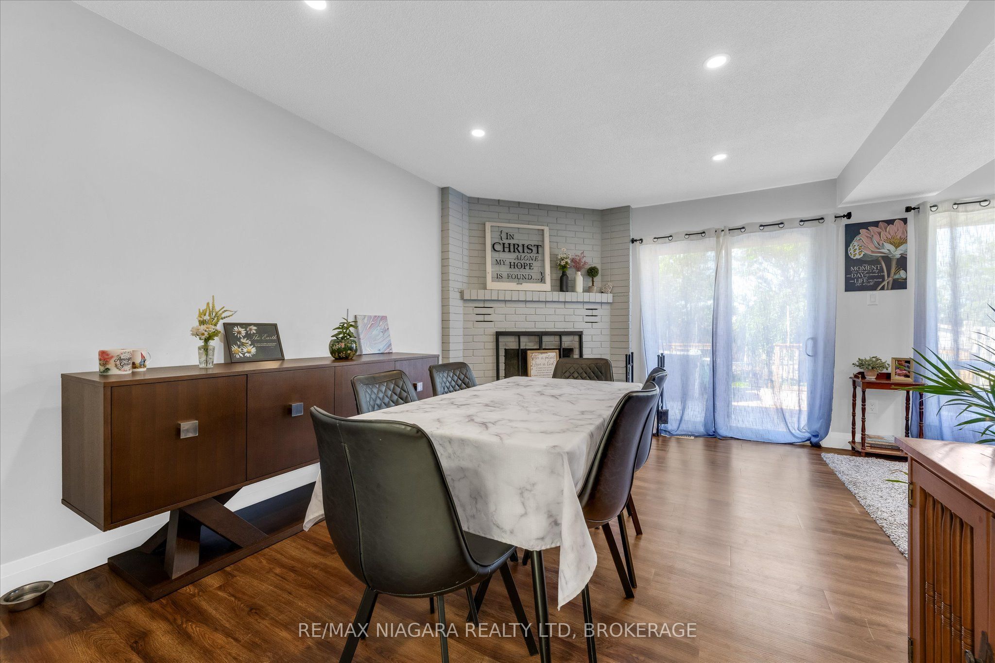 29 ROMY Crescent, Thorold, ON L2V 4L1 photo 5